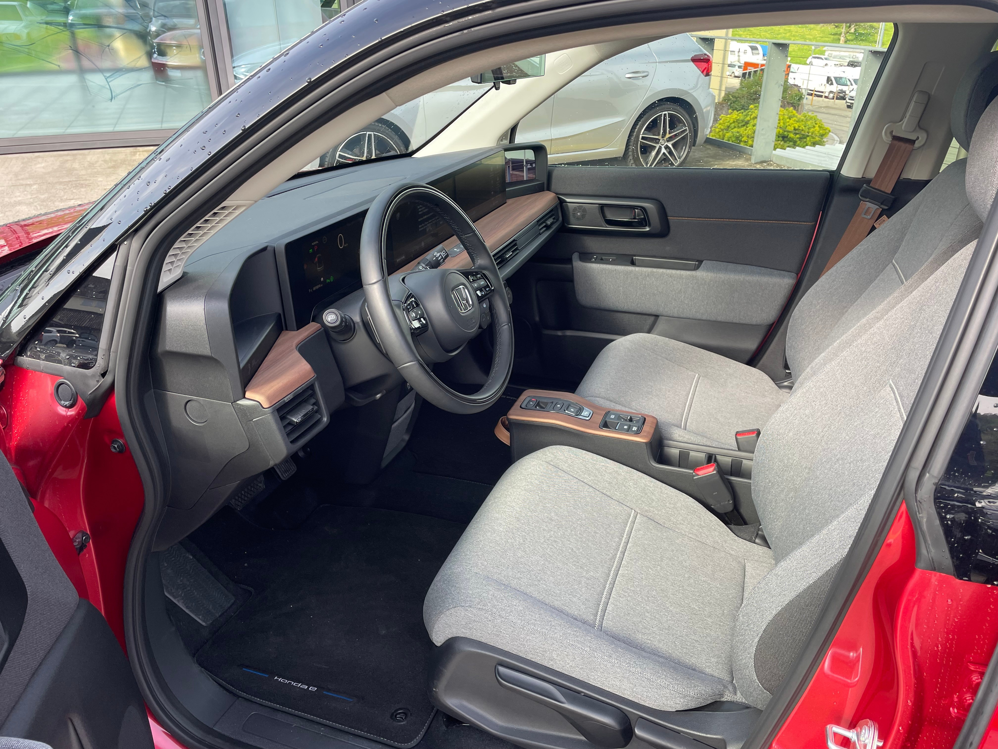 listing desktop thumbnail image 10