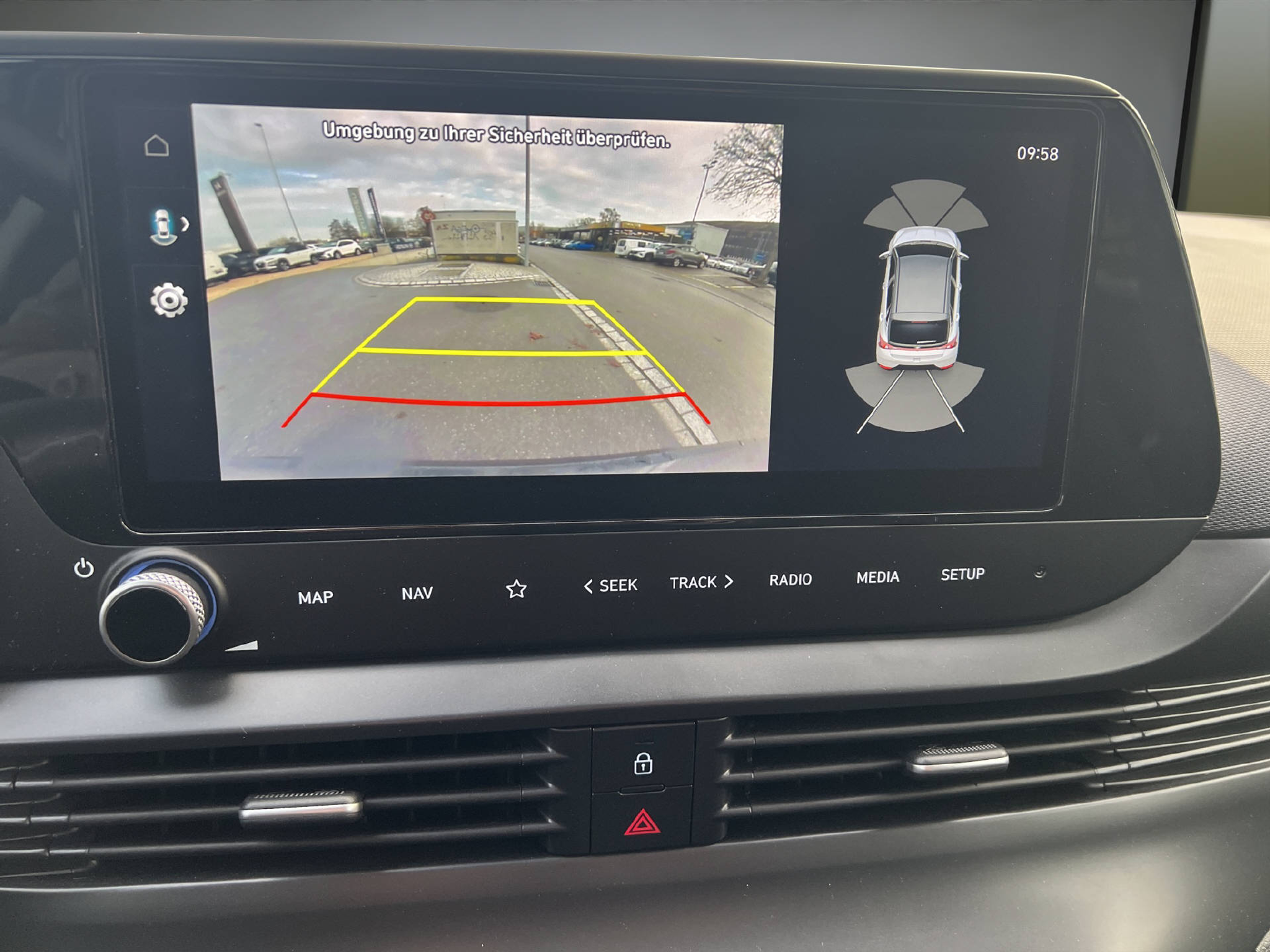 listing desktop thumbnail image 11