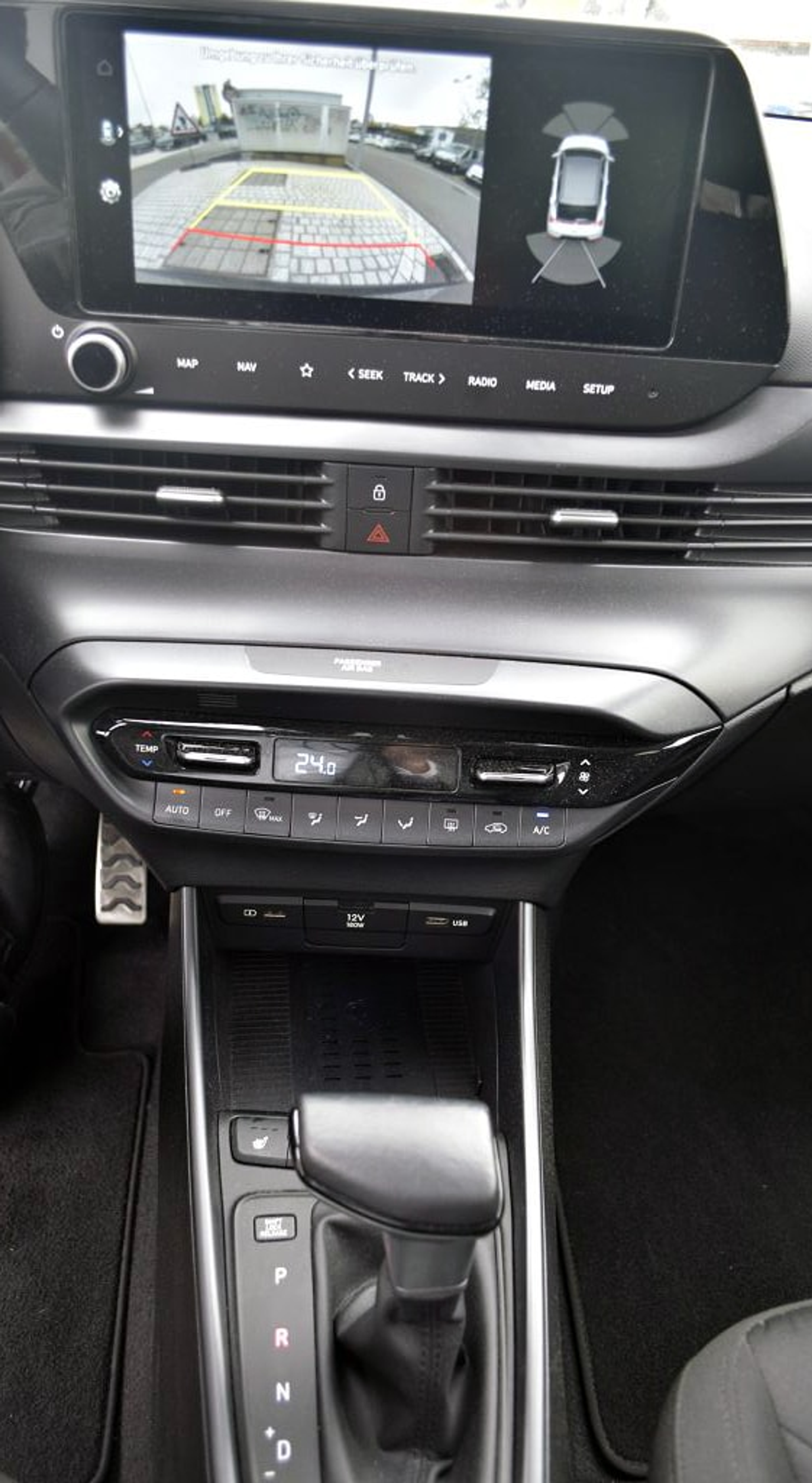 listing desktop thumbnail image 7