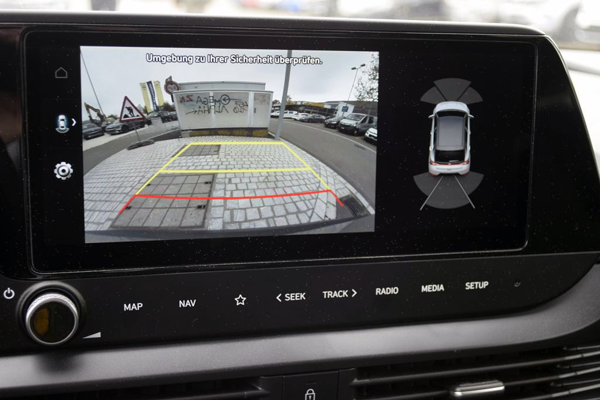 listing desktop thumbnail image 6