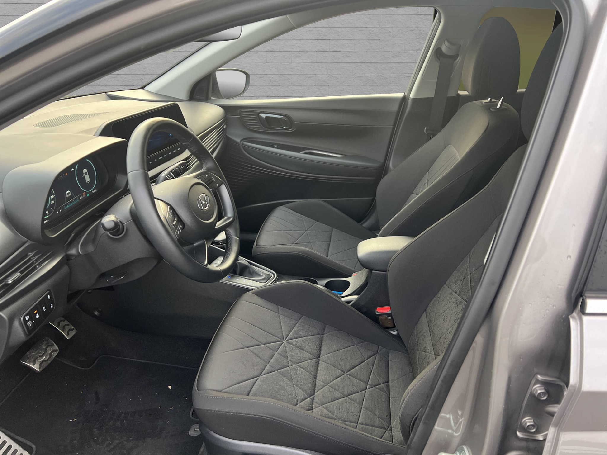 listing desktop thumbnail image 7