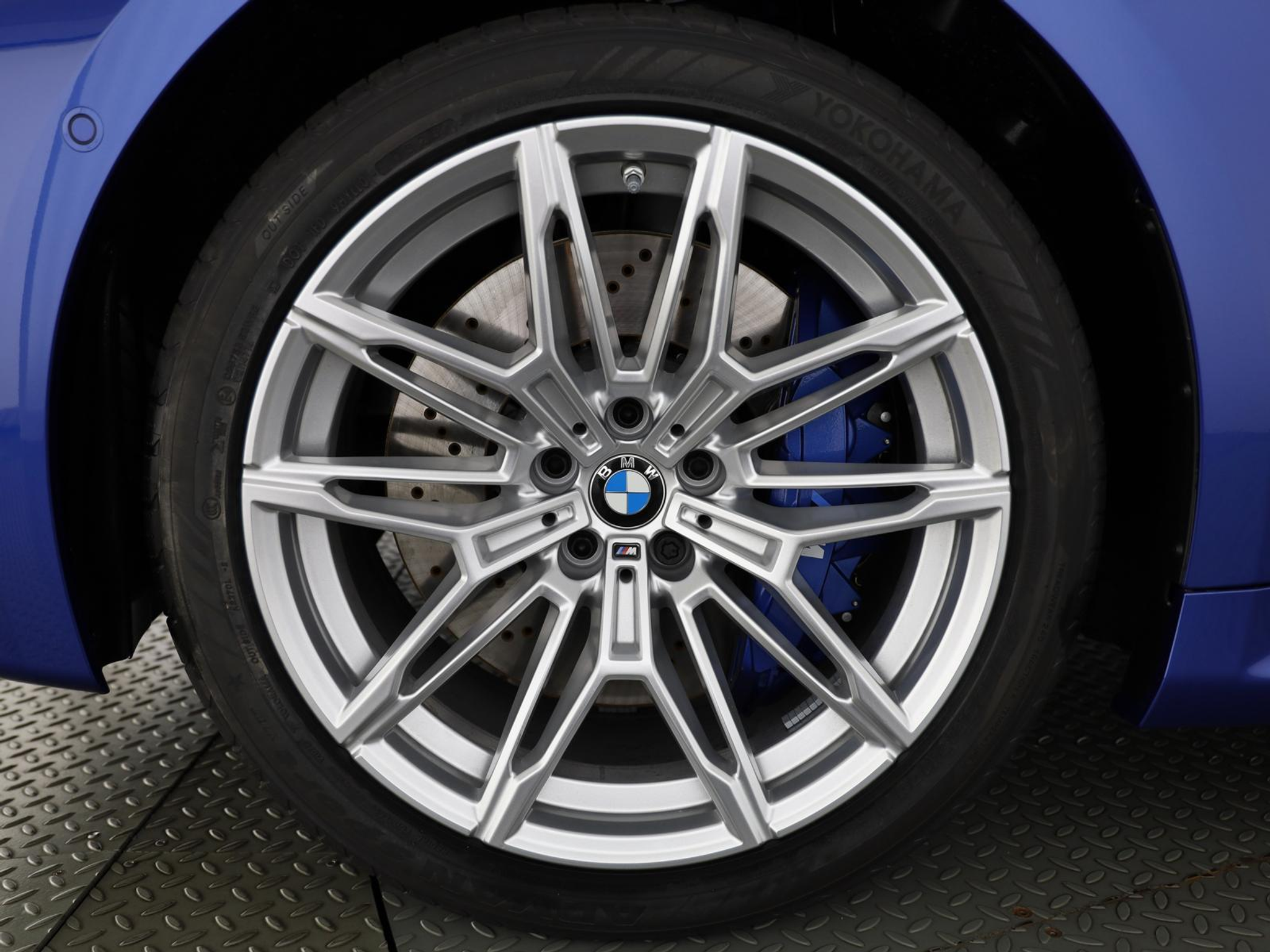 listing desktop thumbnail image 18