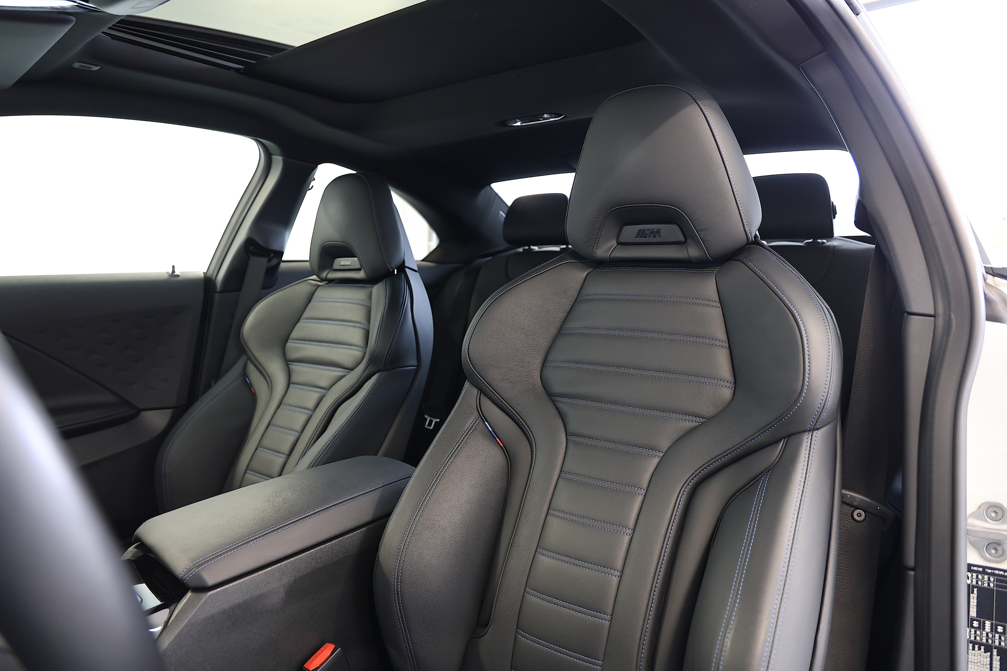 listing desktop thumbnail image 6