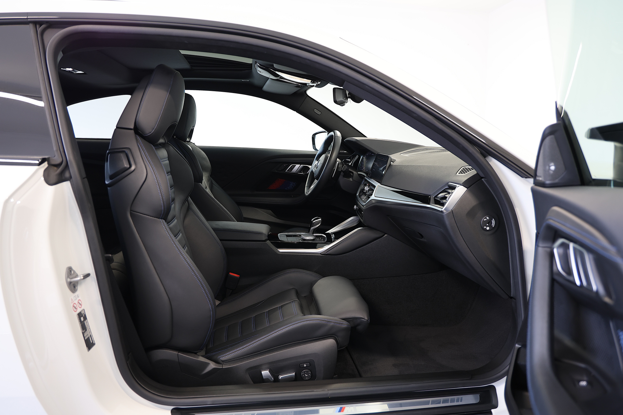 listing desktop thumbnail image 11