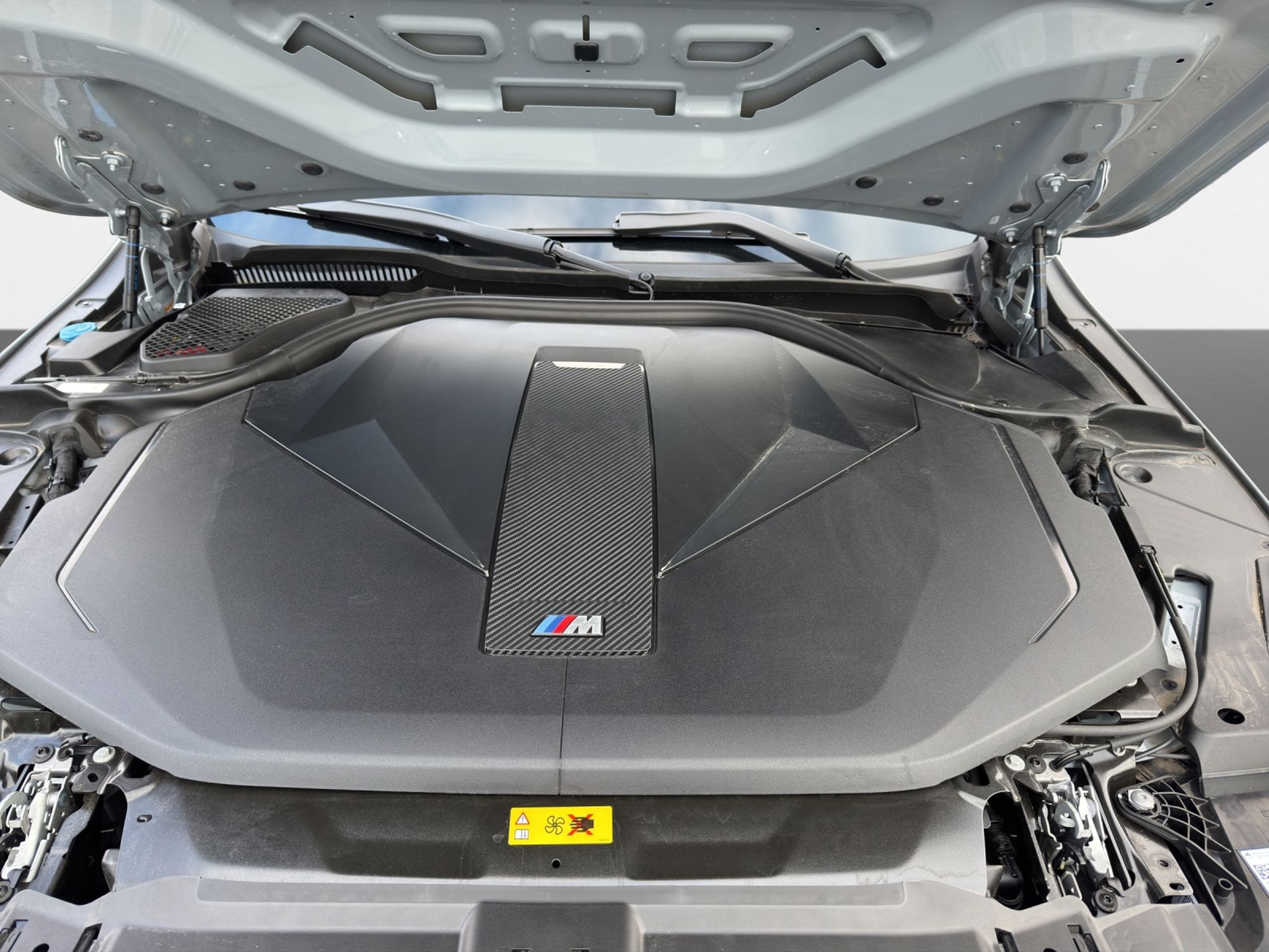 listing desktop thumbnail image 10