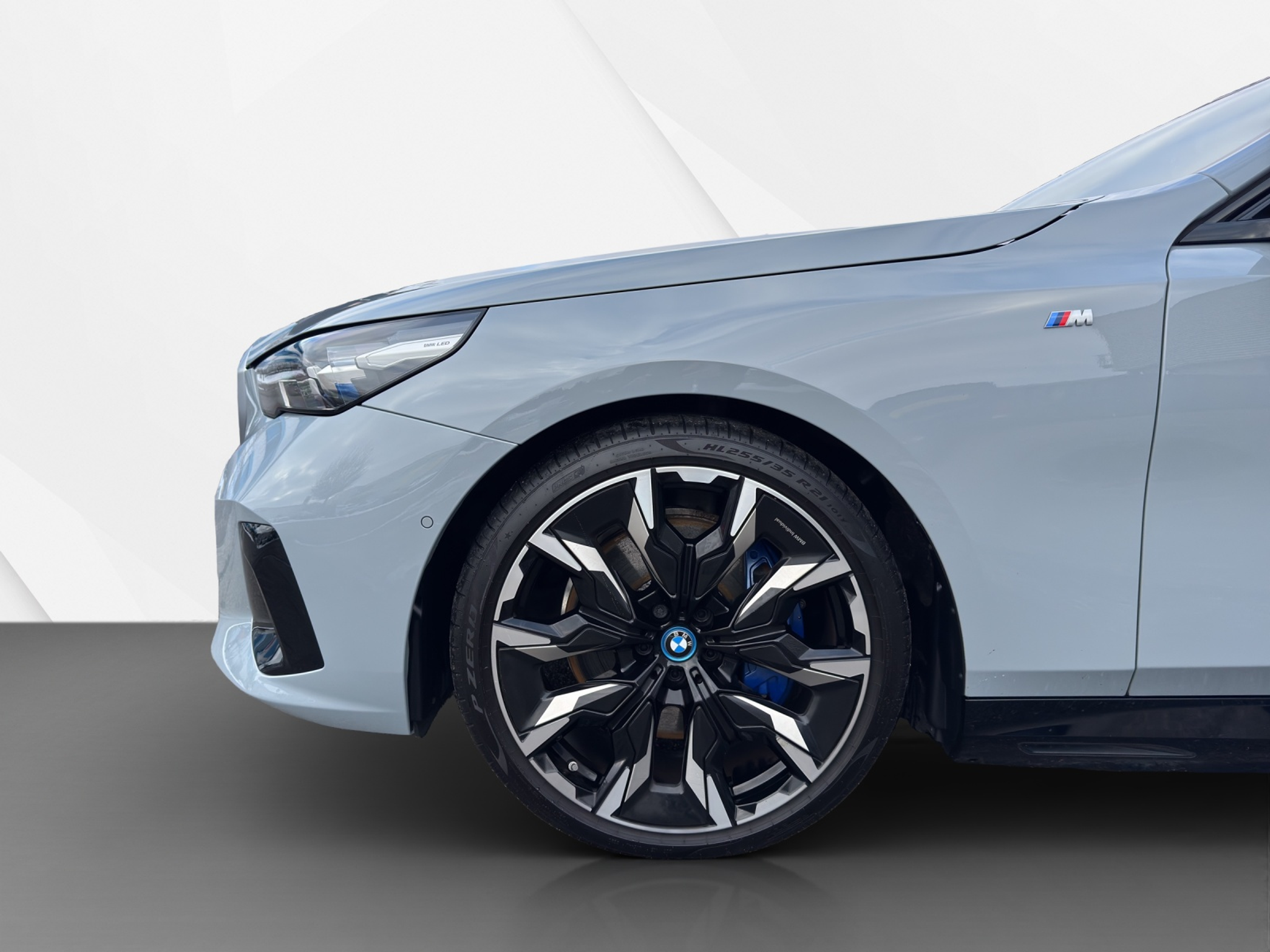 listing desktop thumbnail image 11