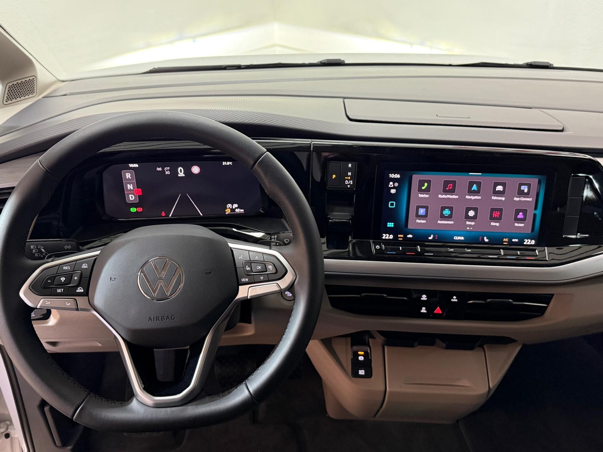 listing desktop thumbnail image 10