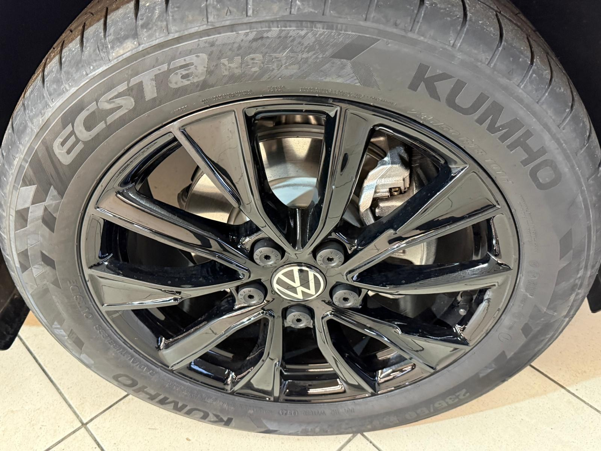 listing desktop thumbnail image 5