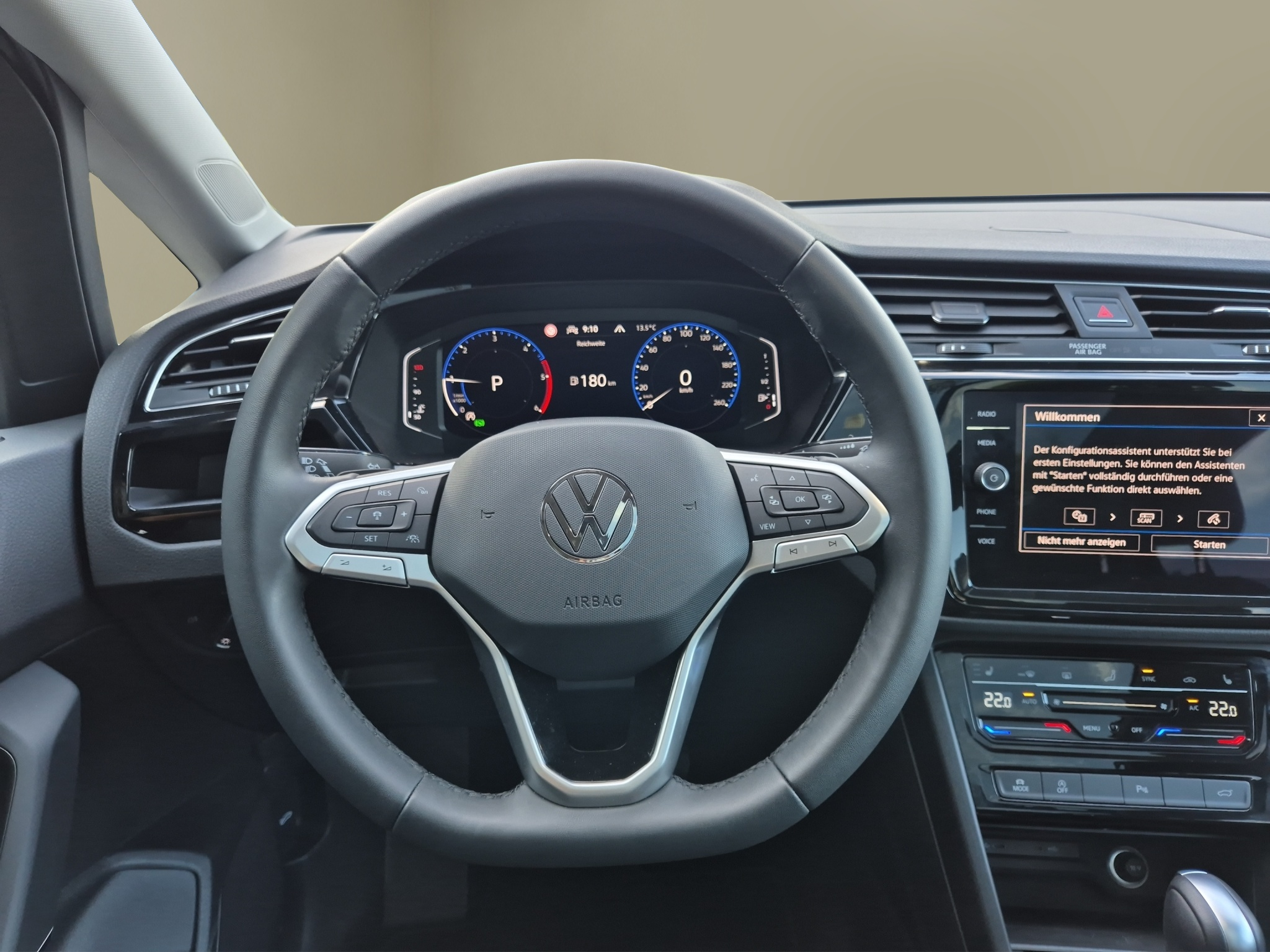 listing desktop thumbnail image 11