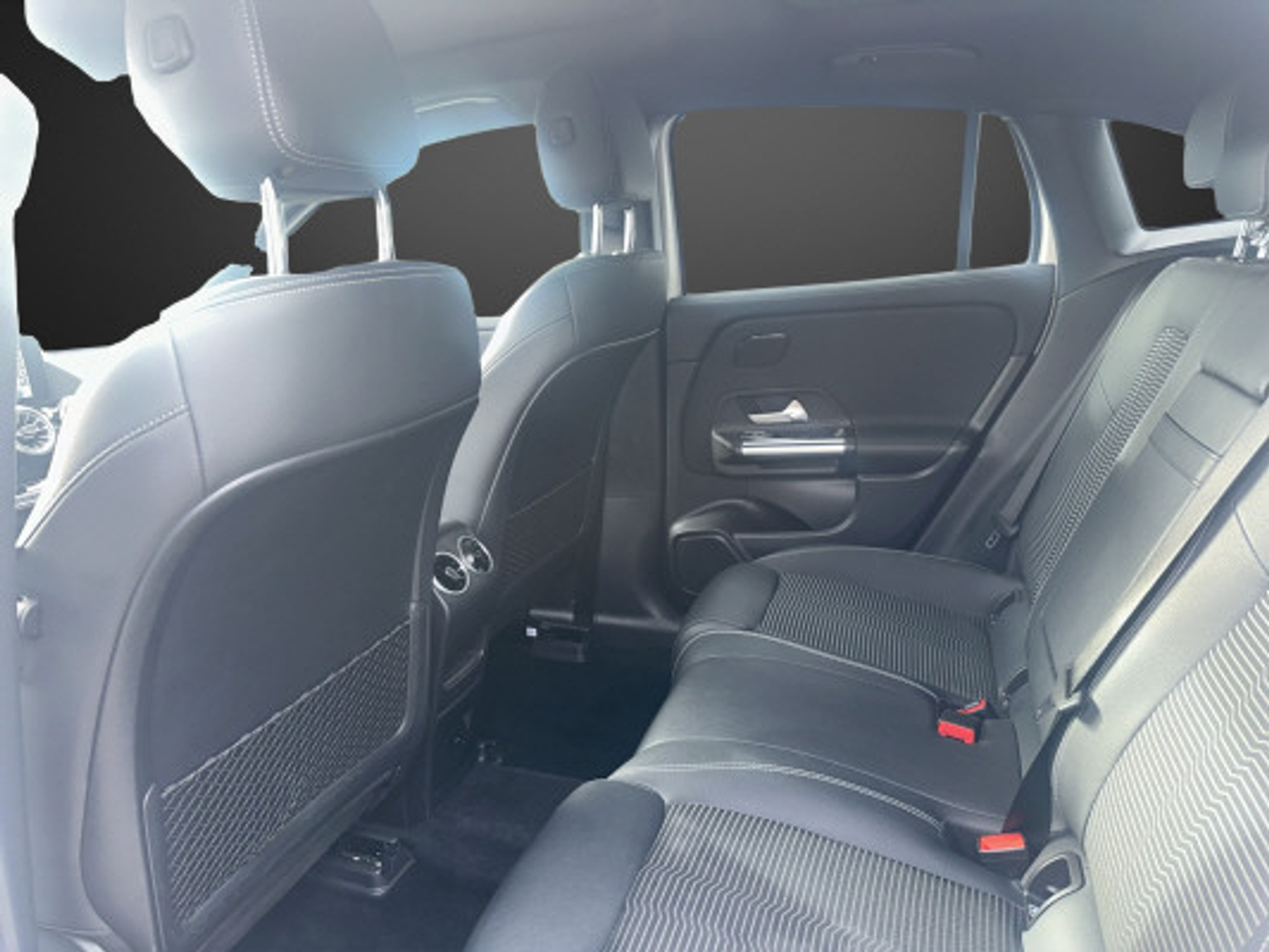 listing desktop thumbnail image 6