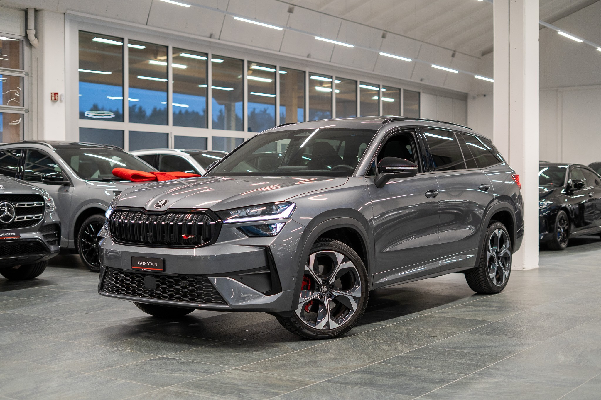 listing desktop thumbnail image 0