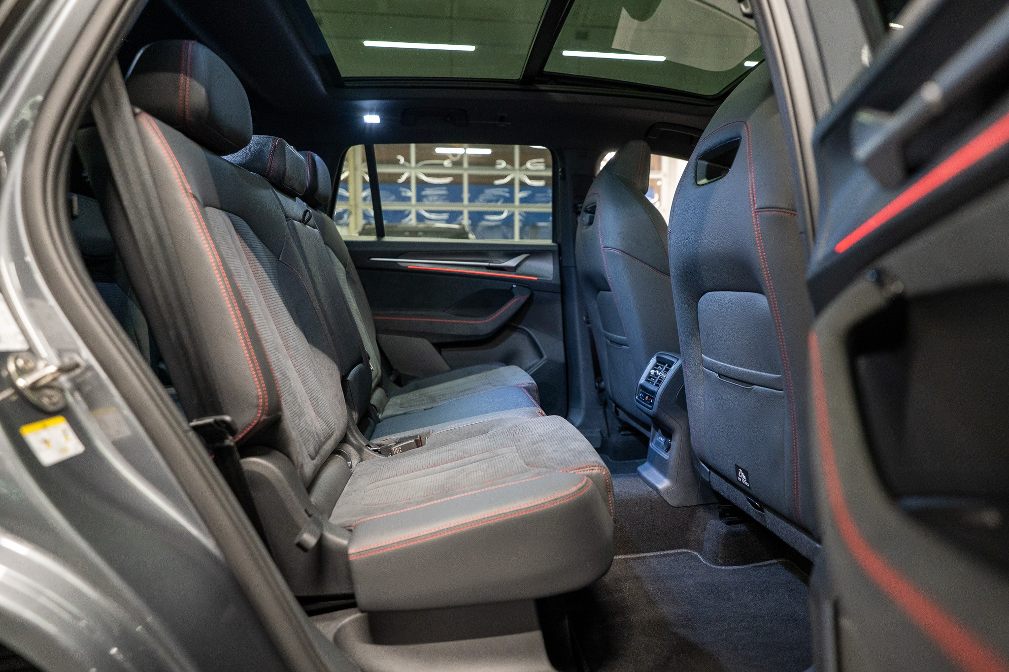 listing desktop thumbnail image 16