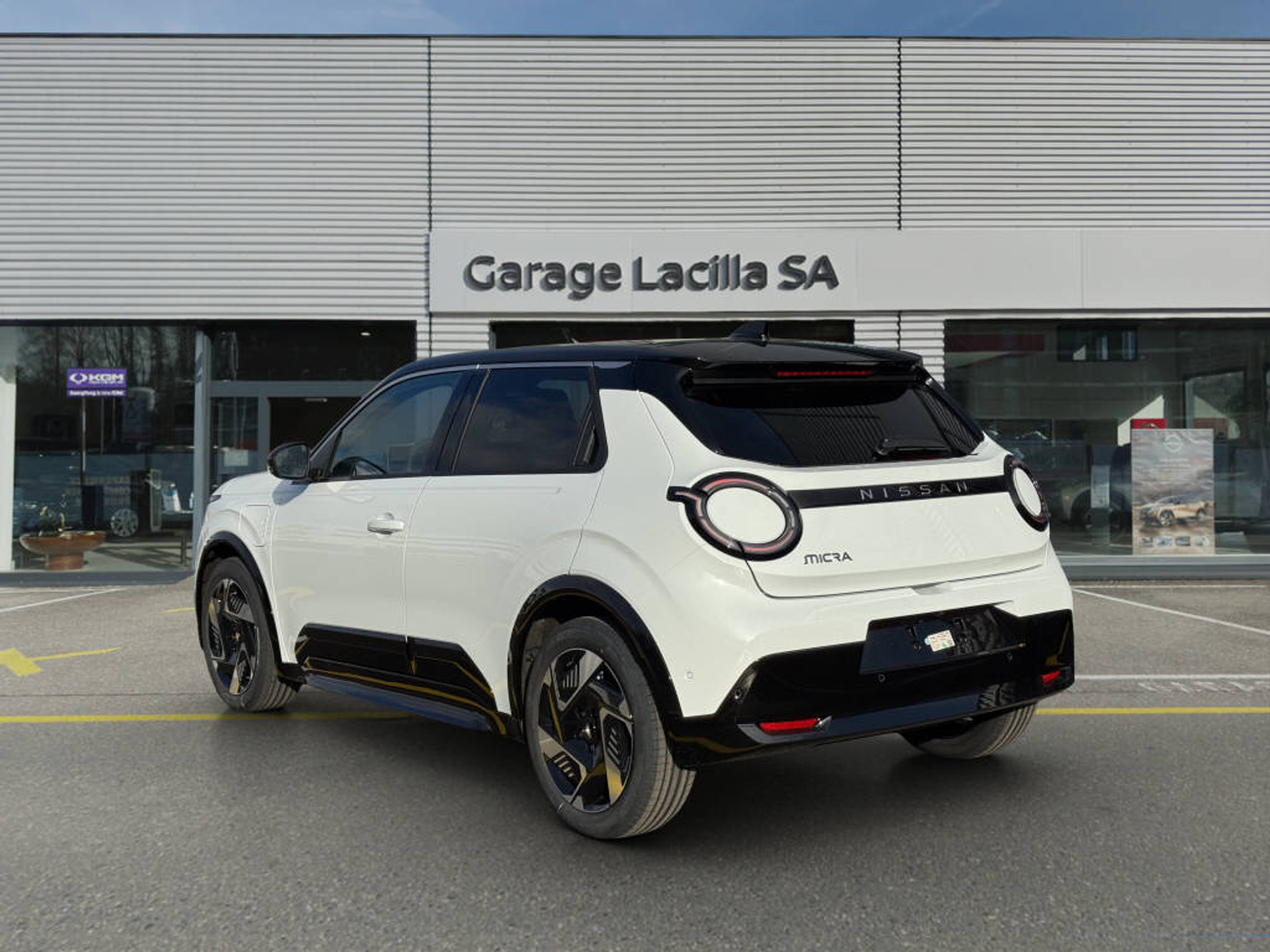 listing desktop thumbnail image 3