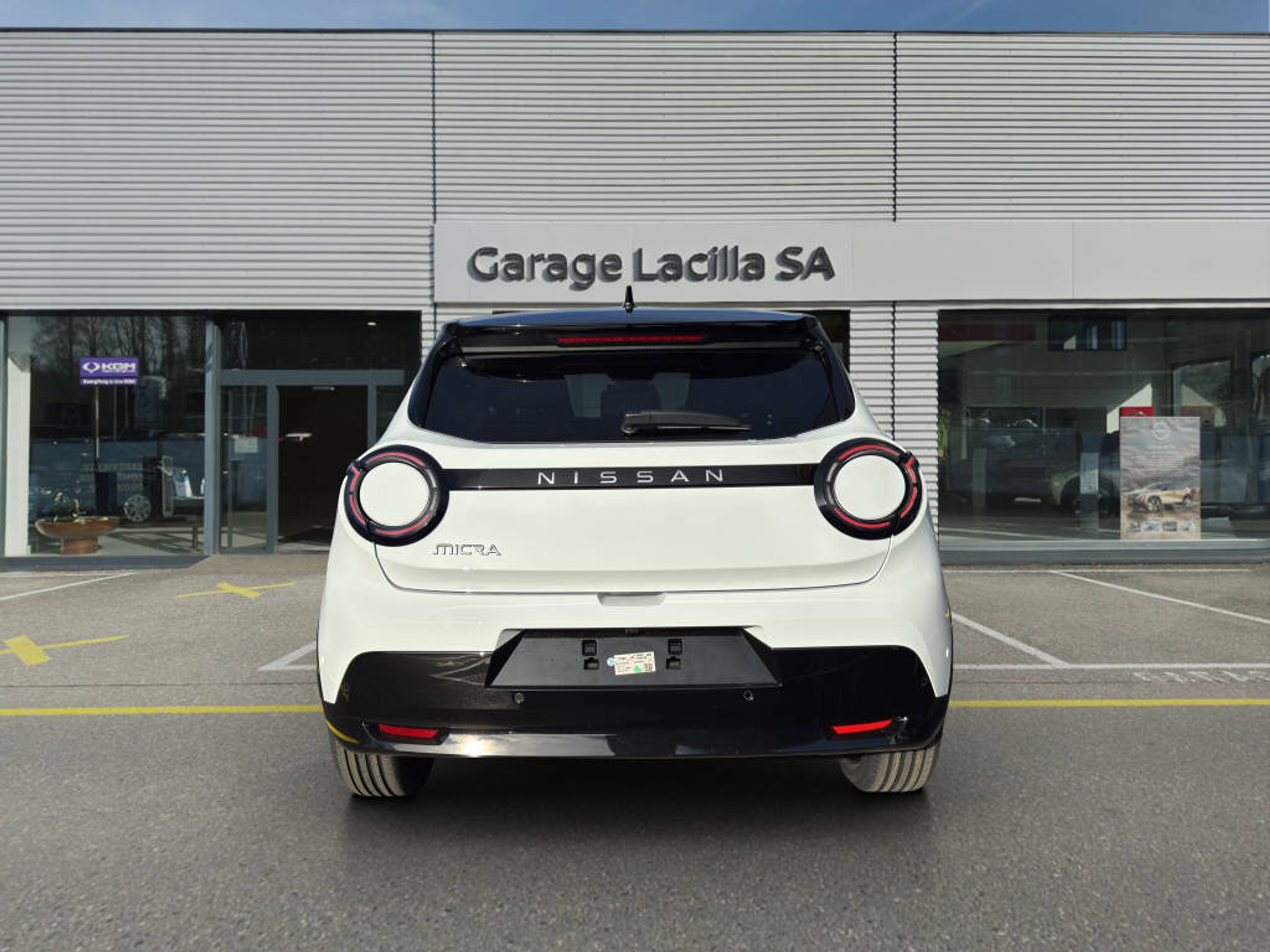 listing desktop thumbnail image 4