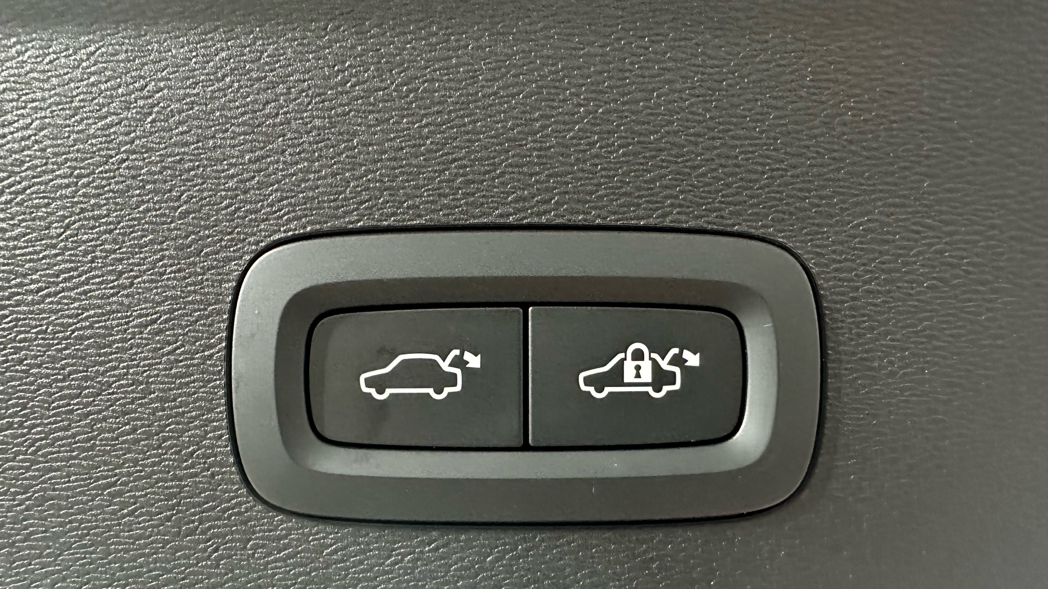 listing desktop thumbnail image 15