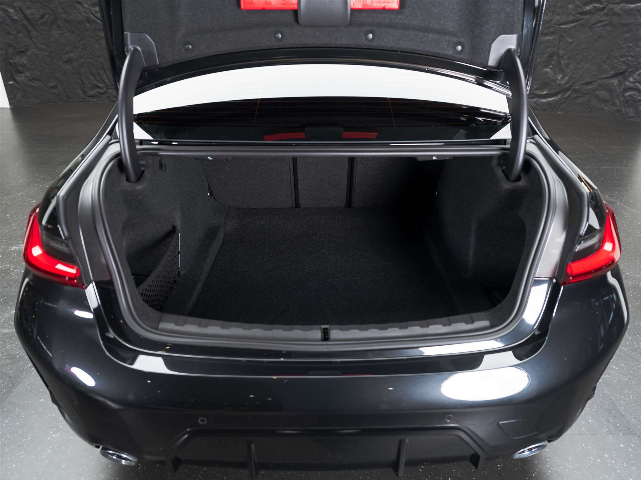 listing desktop thumbnail image 38