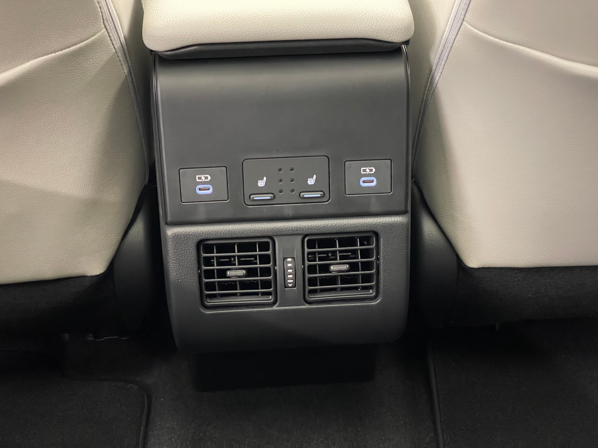 listing desktop thumbnail image 16