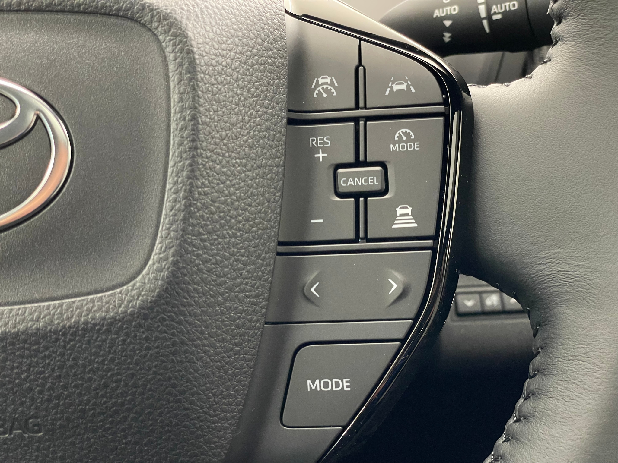 listing desktop thumbnail image 14