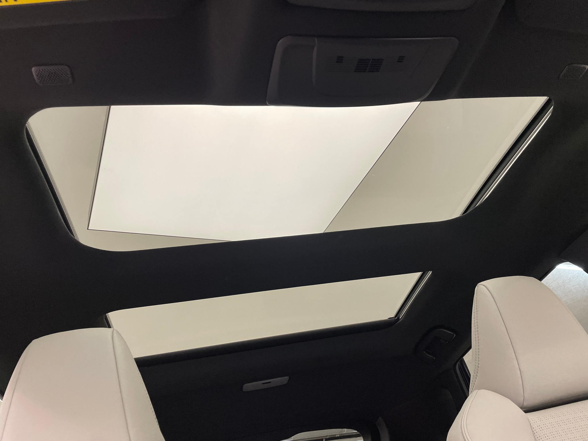 listing desktop thumbnail image 17