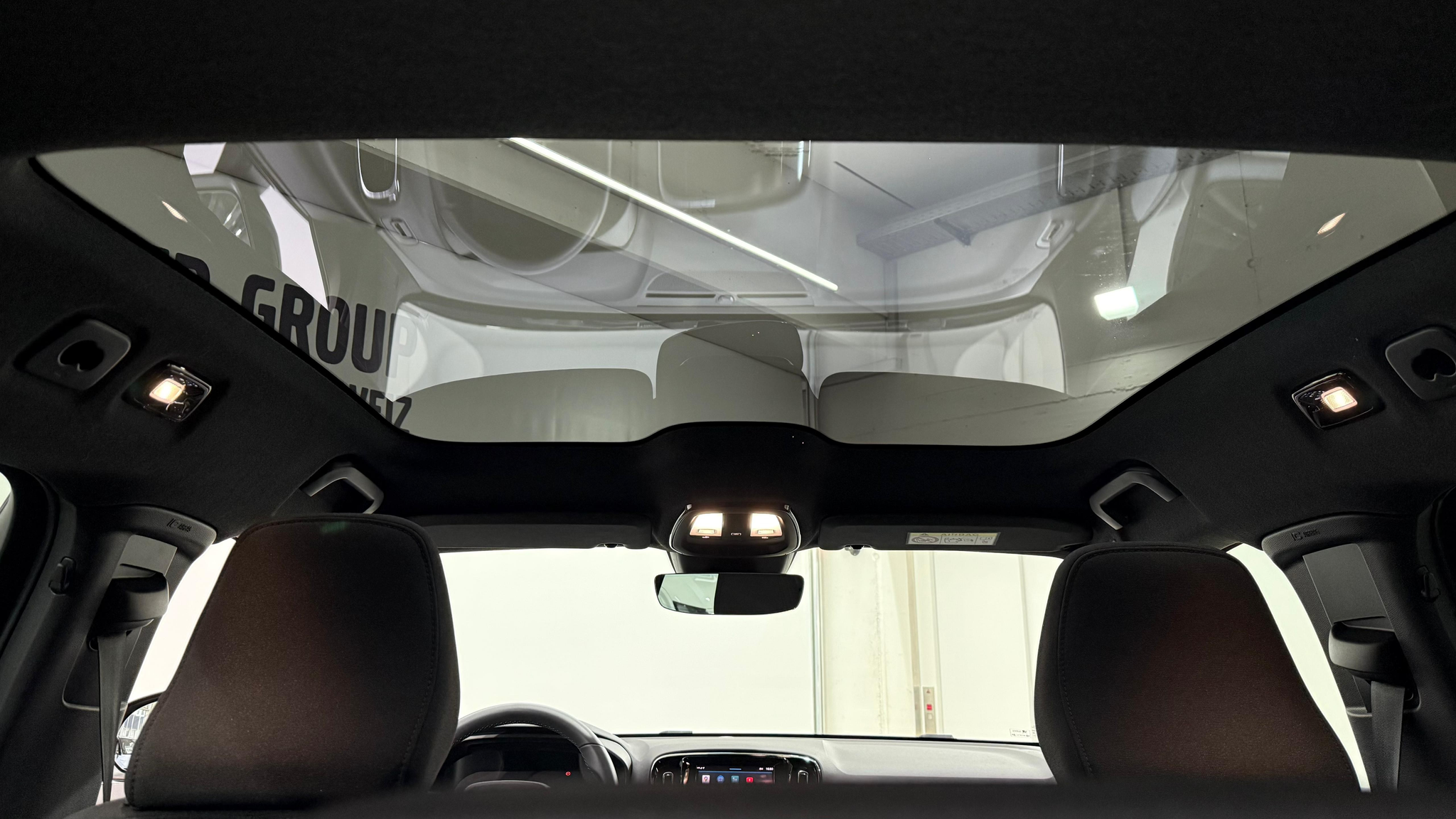 listing desktop thumbnail image 10