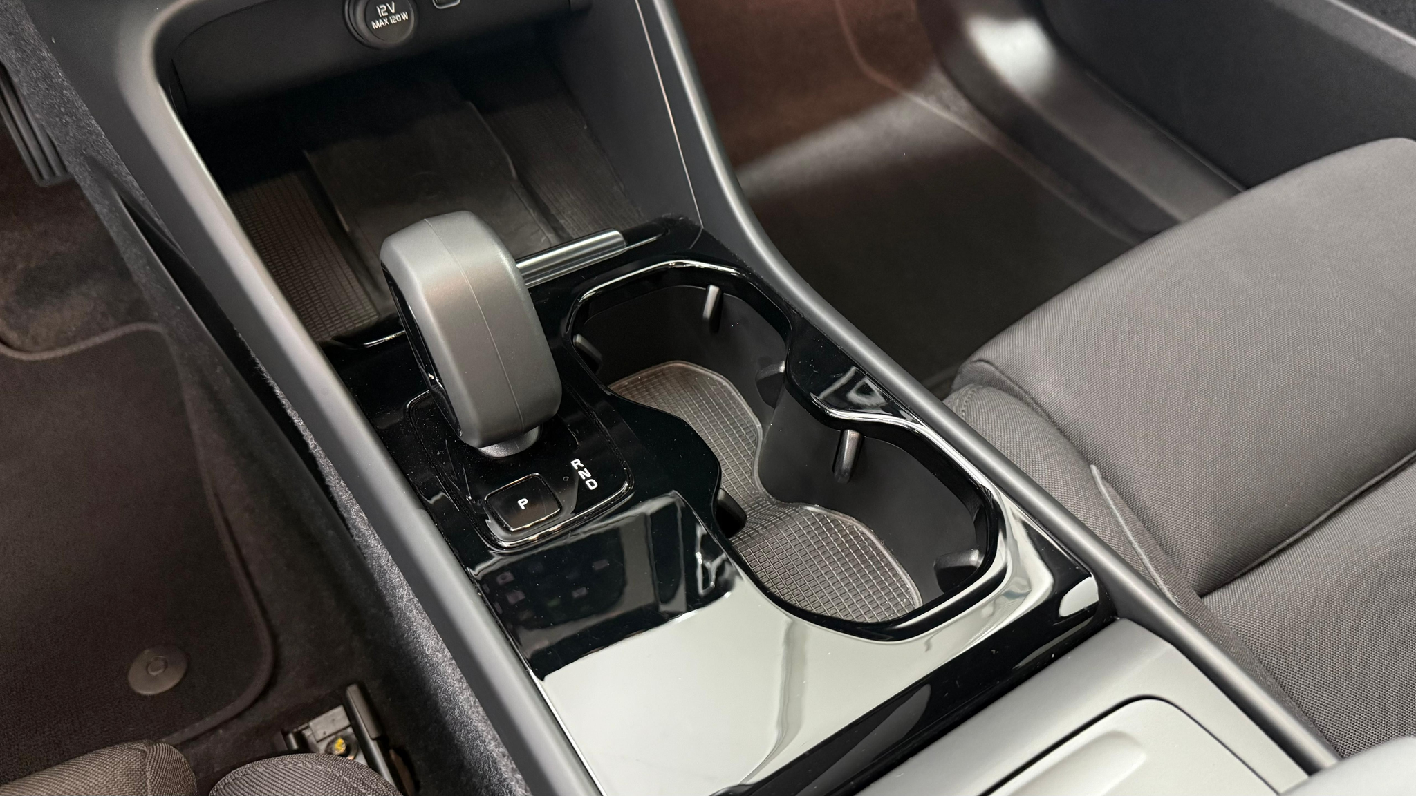 listing desktop thumbnail image 12