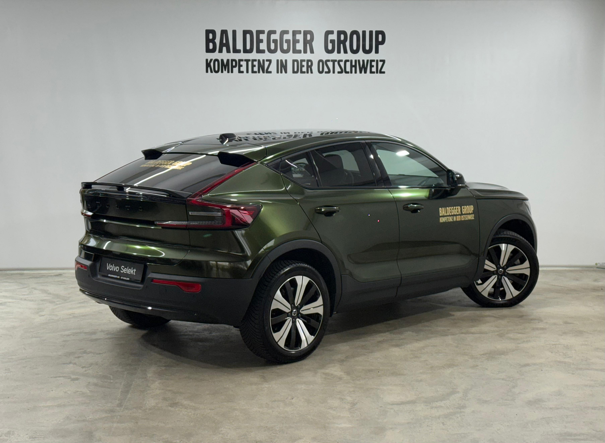 listing desktop thumbnail image 2