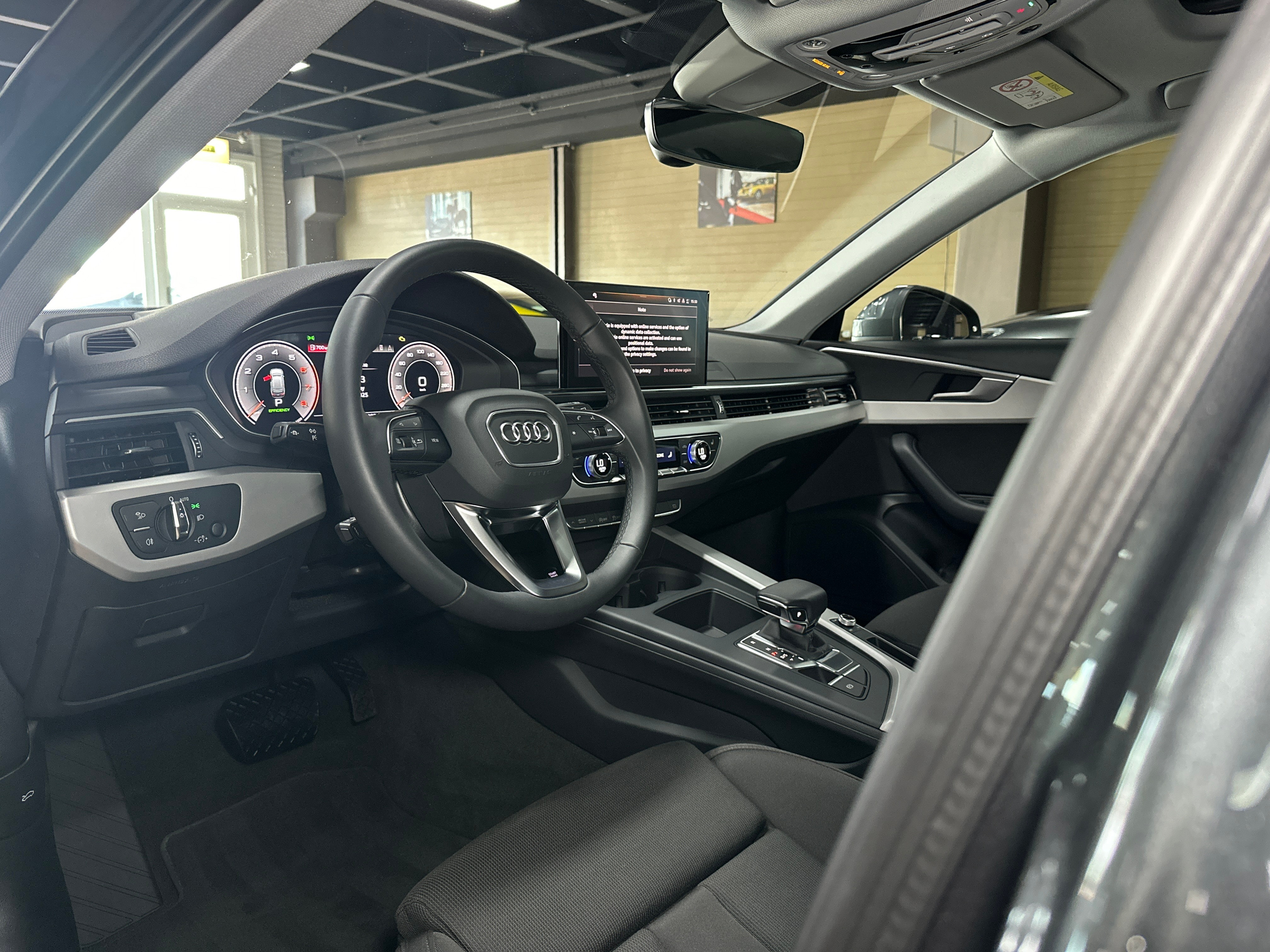 listing desktop thumbnail image 11