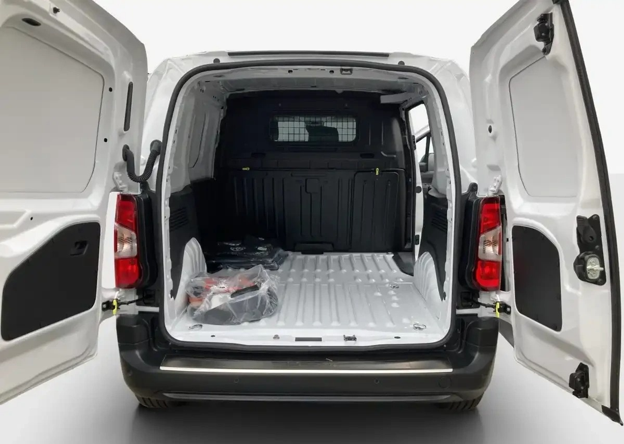 listing desktop thumbnail image 10