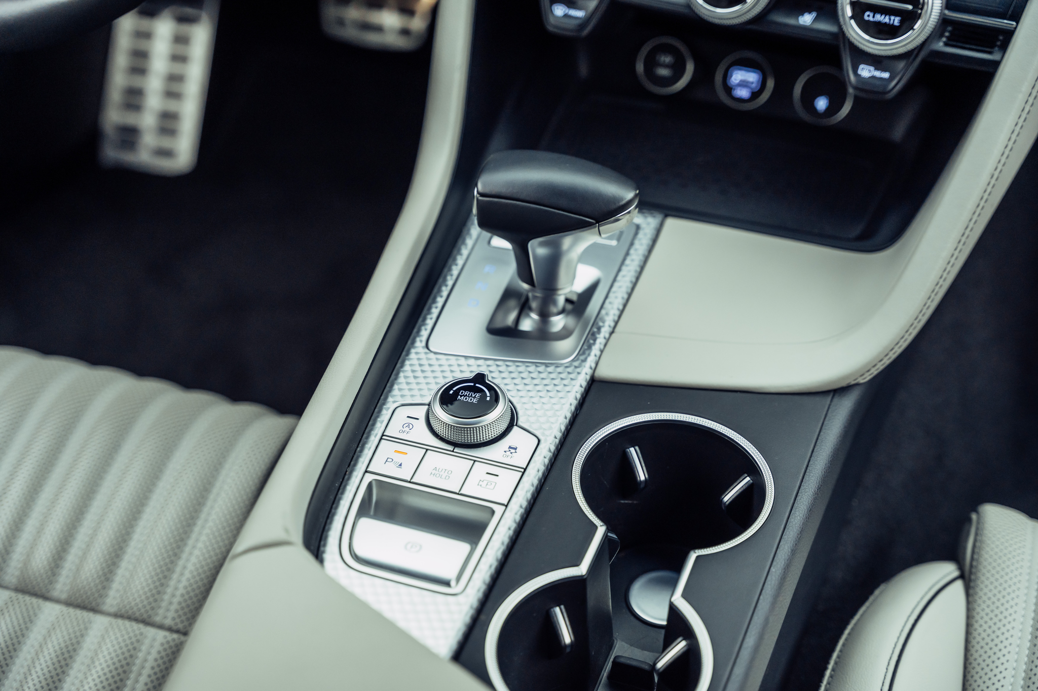 listing desktop thumbnail image 16