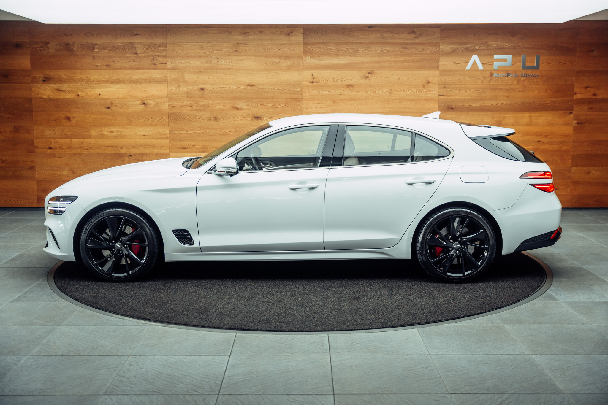 listing desktop thumbnail image 8