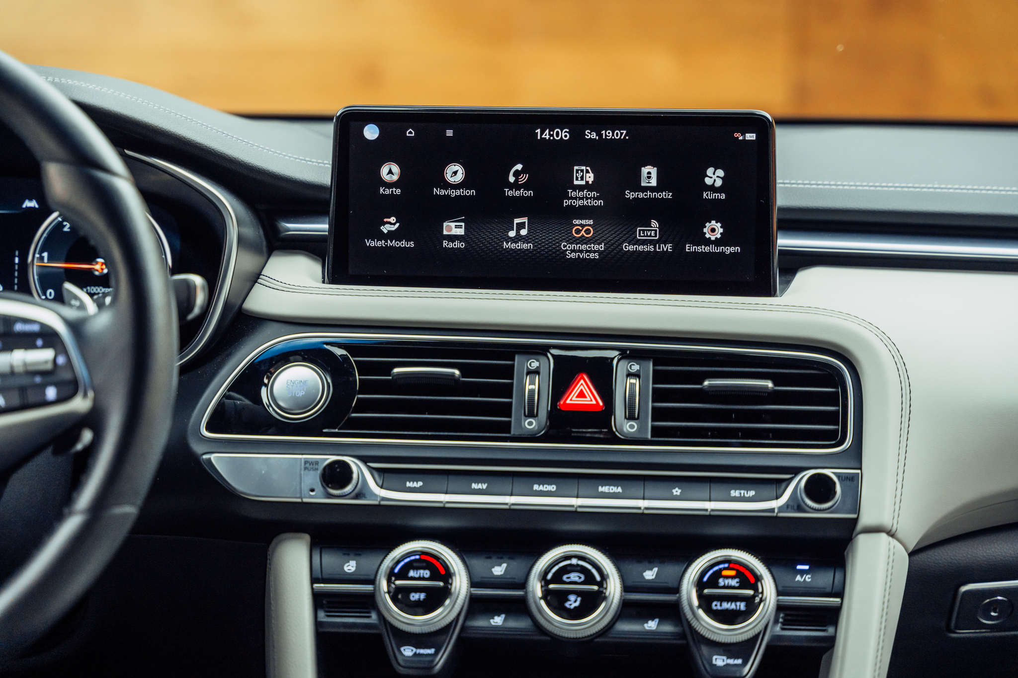 listing desktop thumbnail image 15