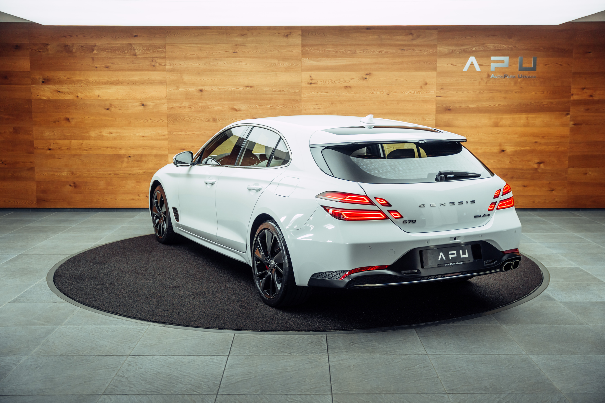 listing desktop thumbnail image 2