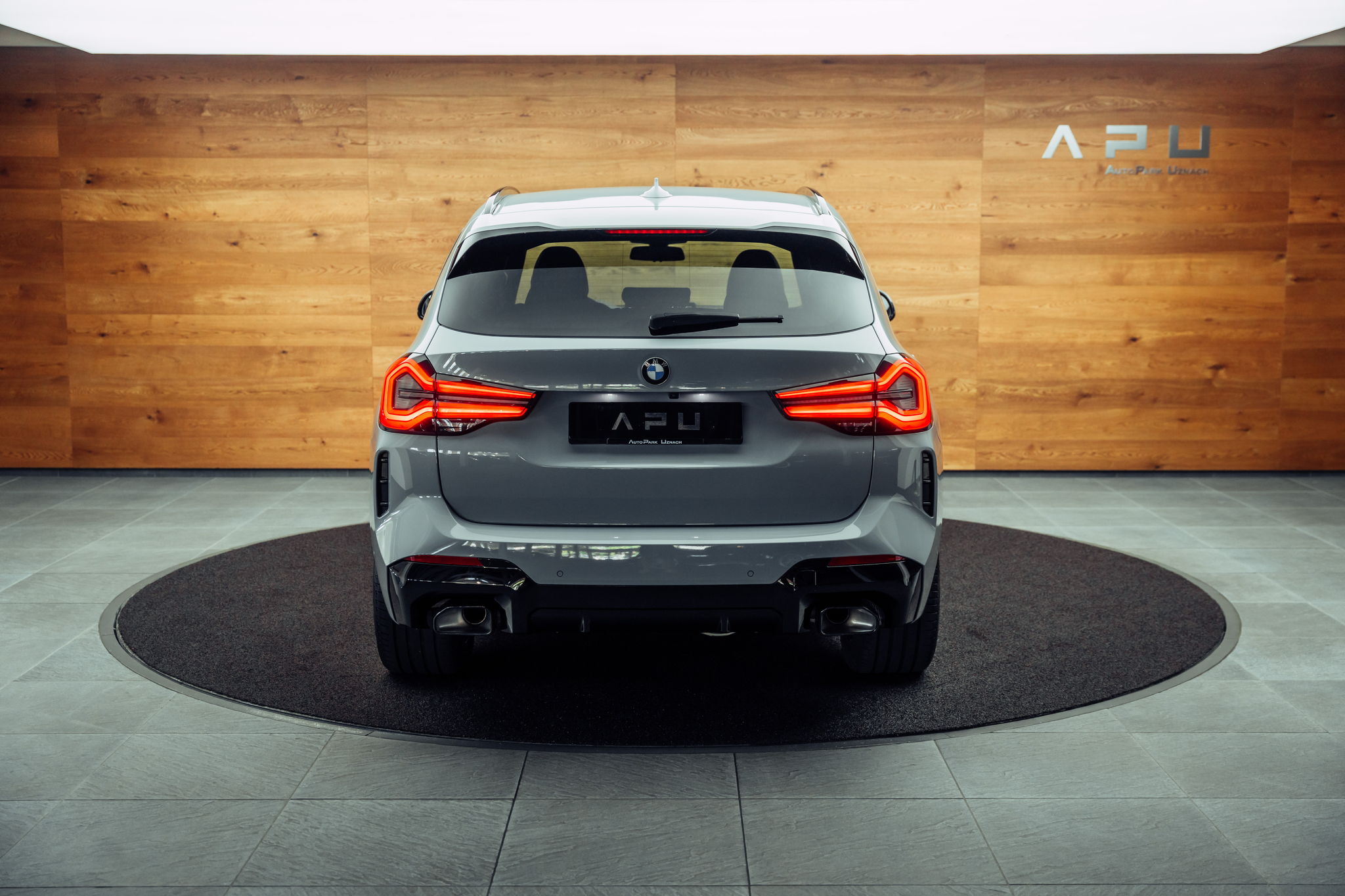 listing desktop thumbnail image 15