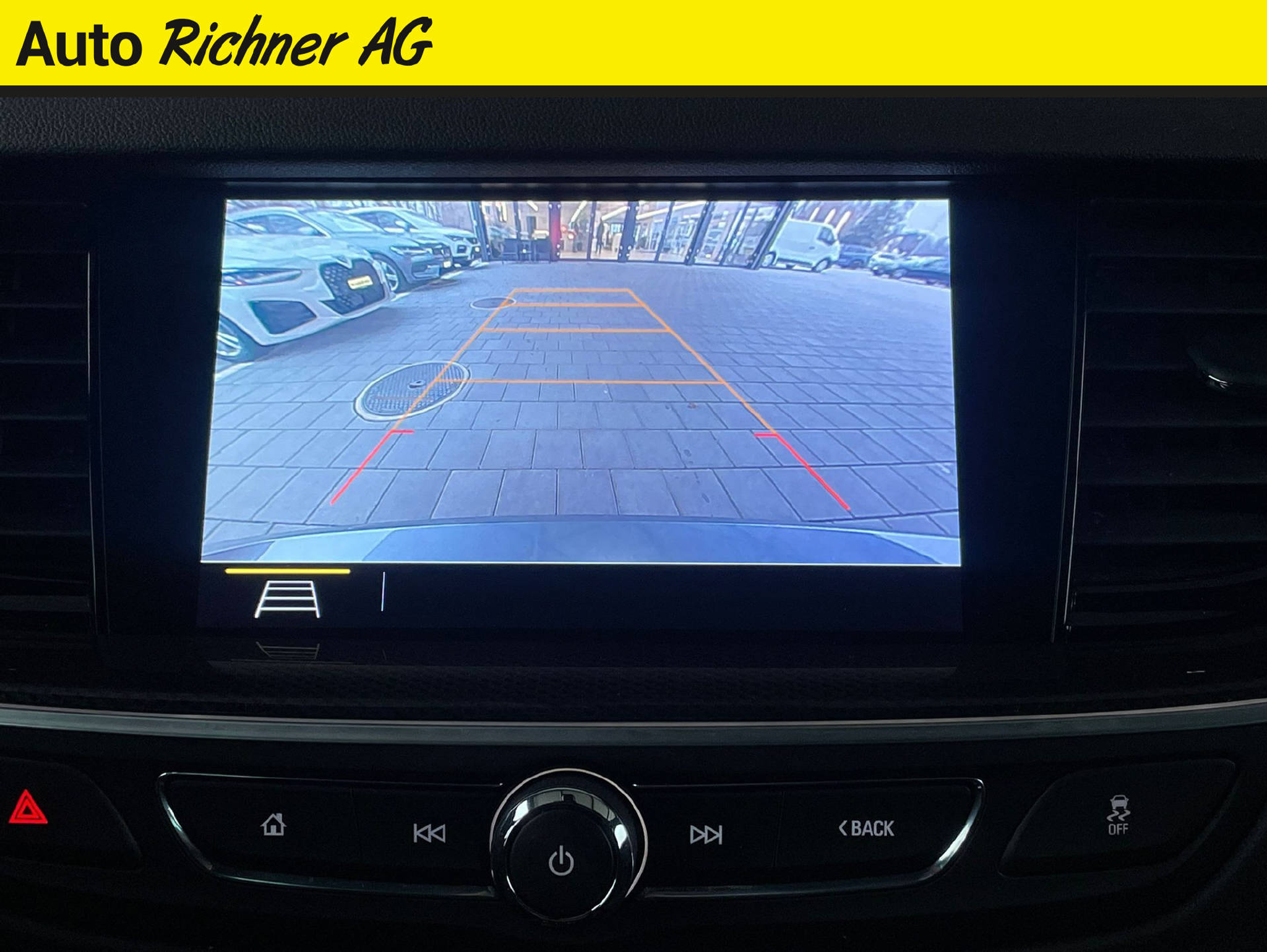 listing desktop thumbnail image 12