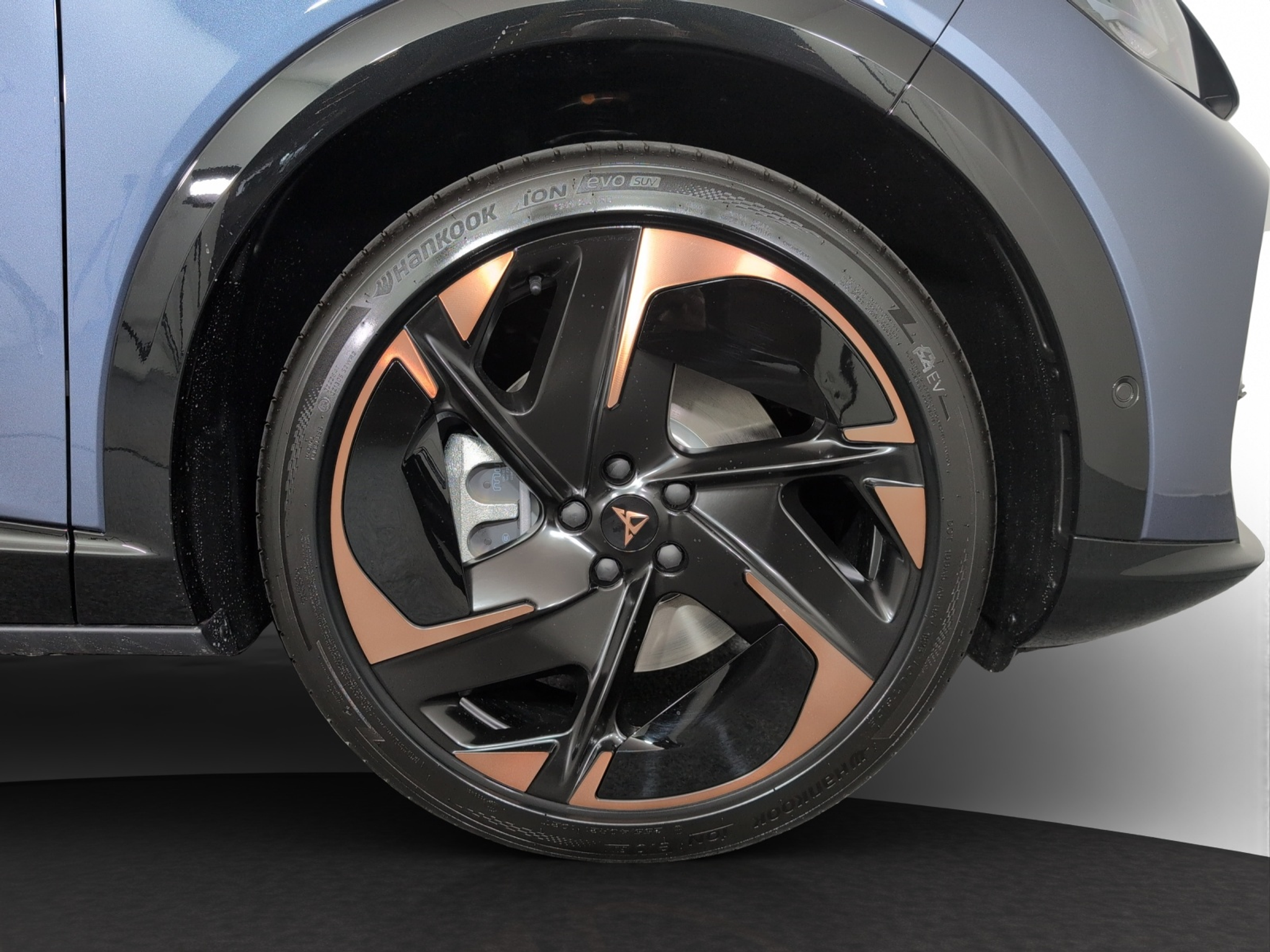 listing desktop thumbnail image 4