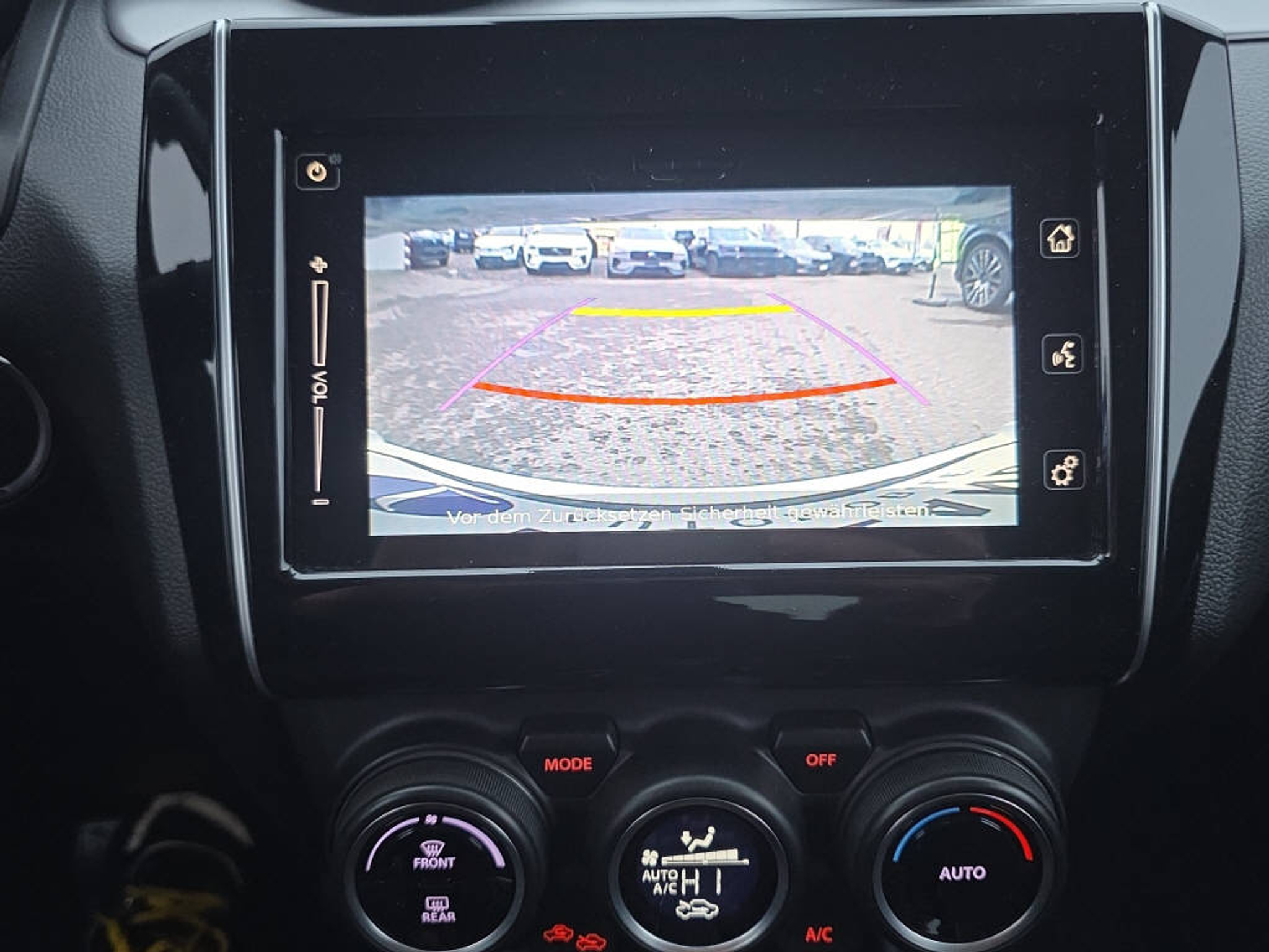 listing desktop thumbnail image 16