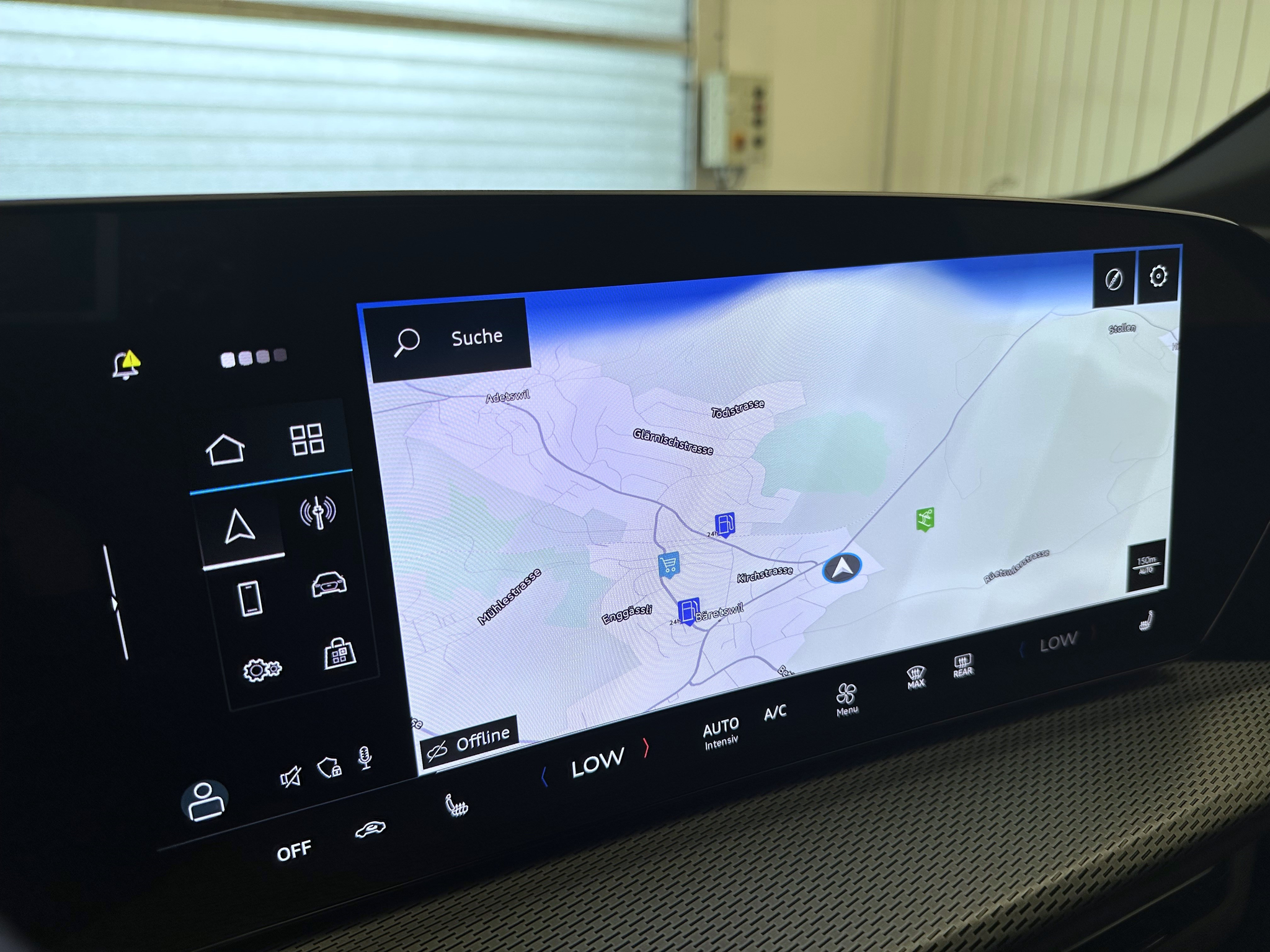 listing desktop thumbnail image 15