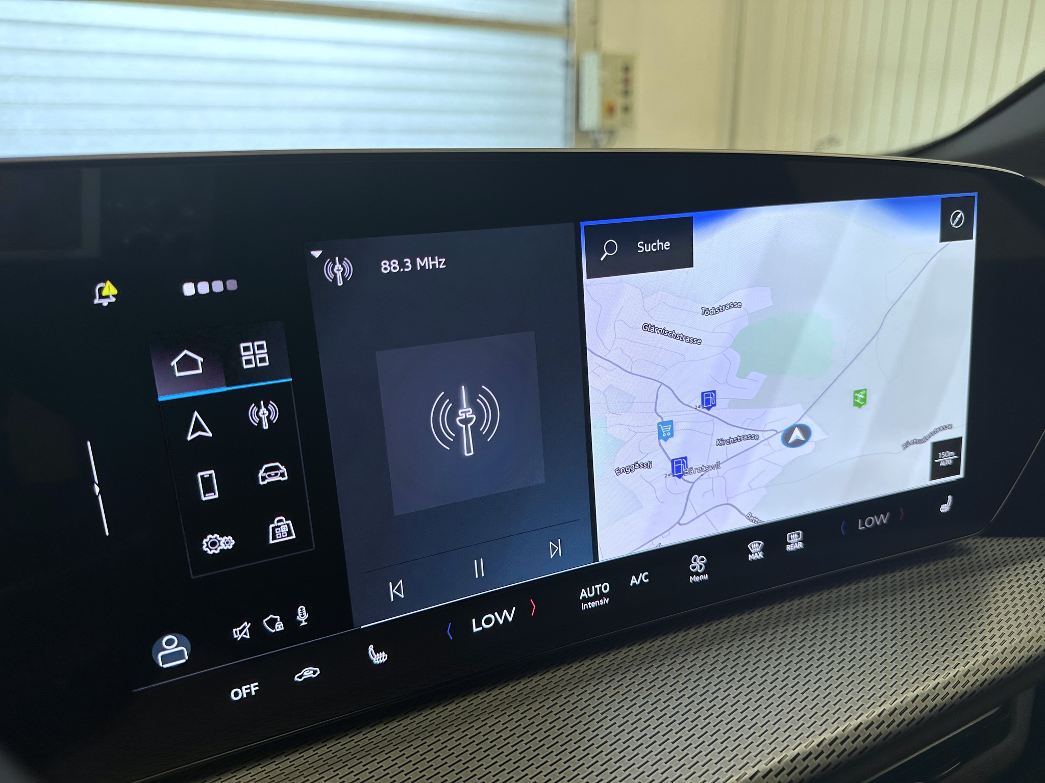 listing desktop thumbnail image 14