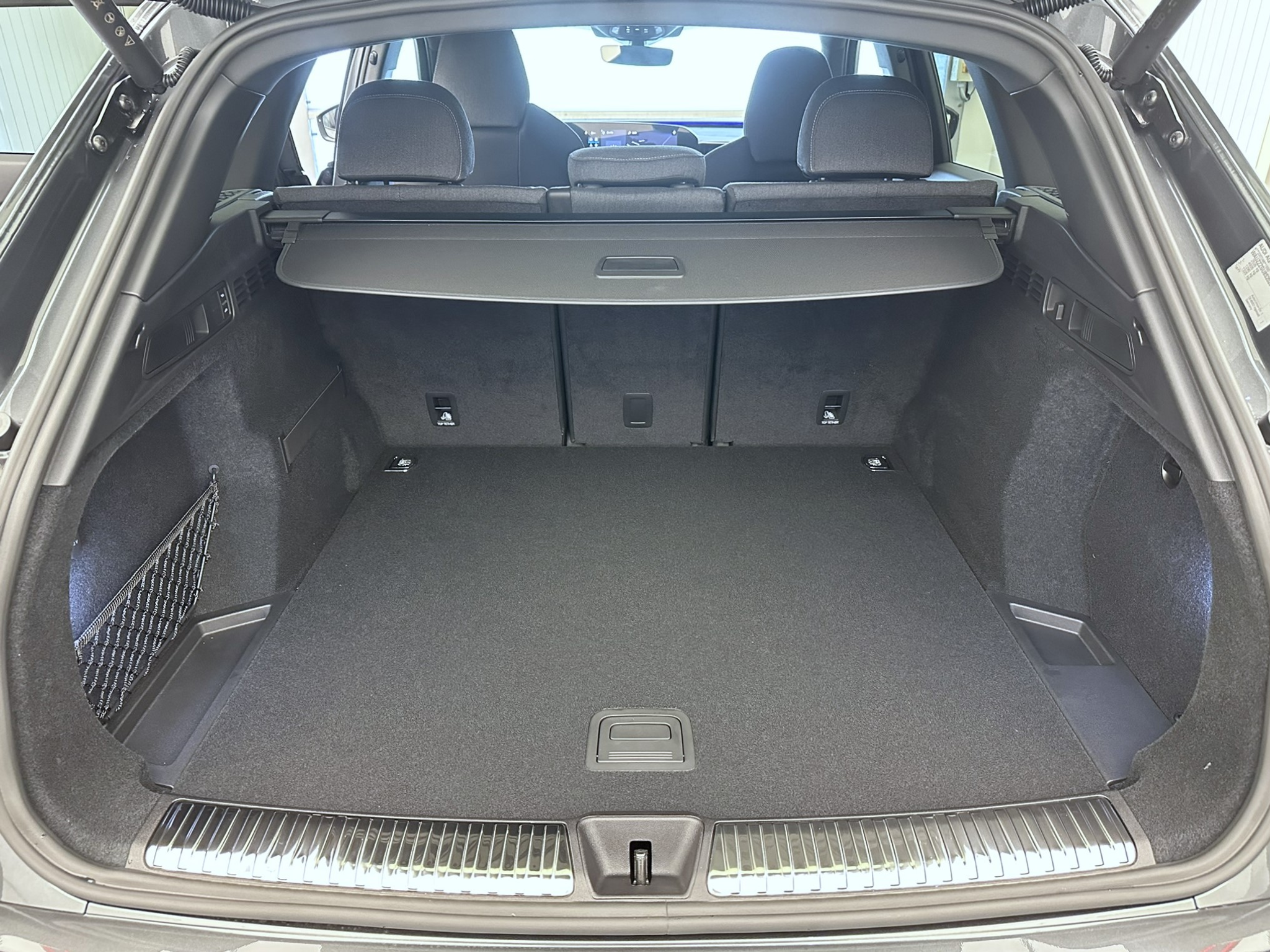 listing desktop thumbnail image 22