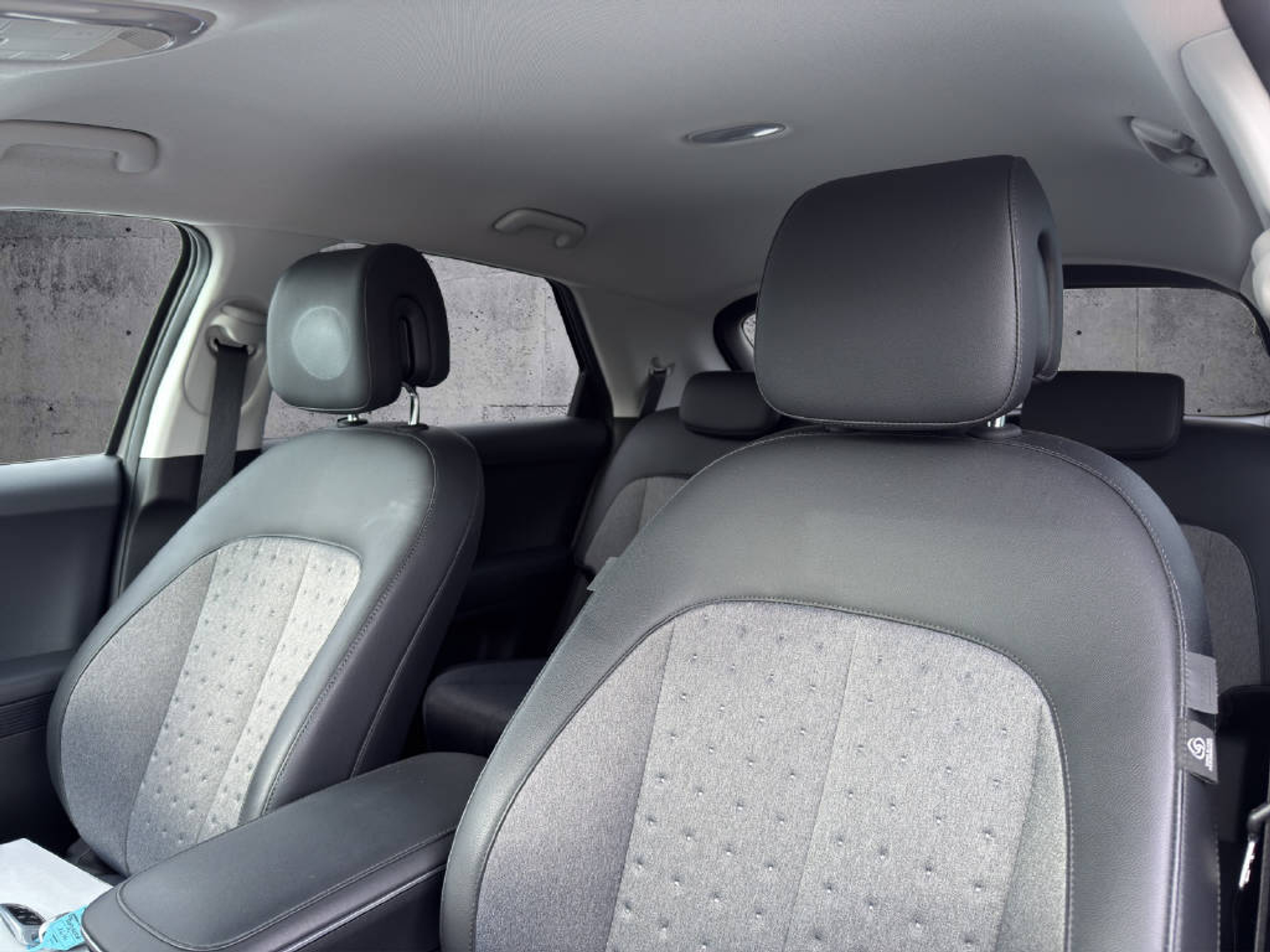 listing desktop thumbnail image 12