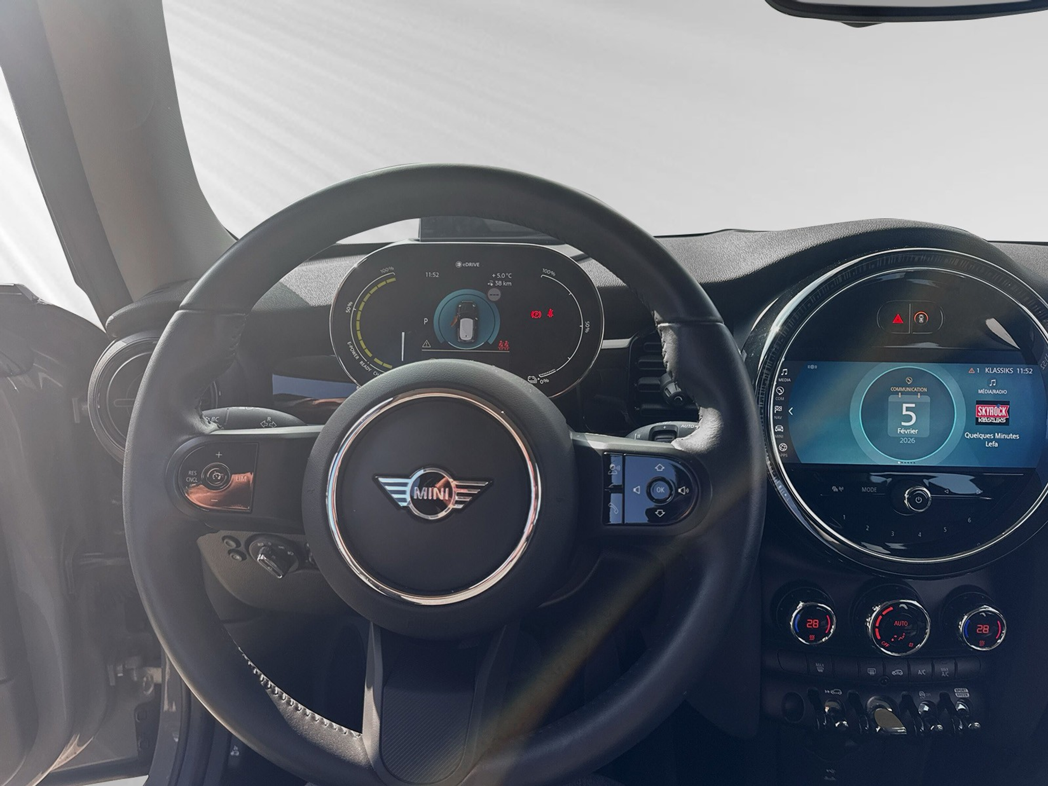 listing desktop thumbnail image 5