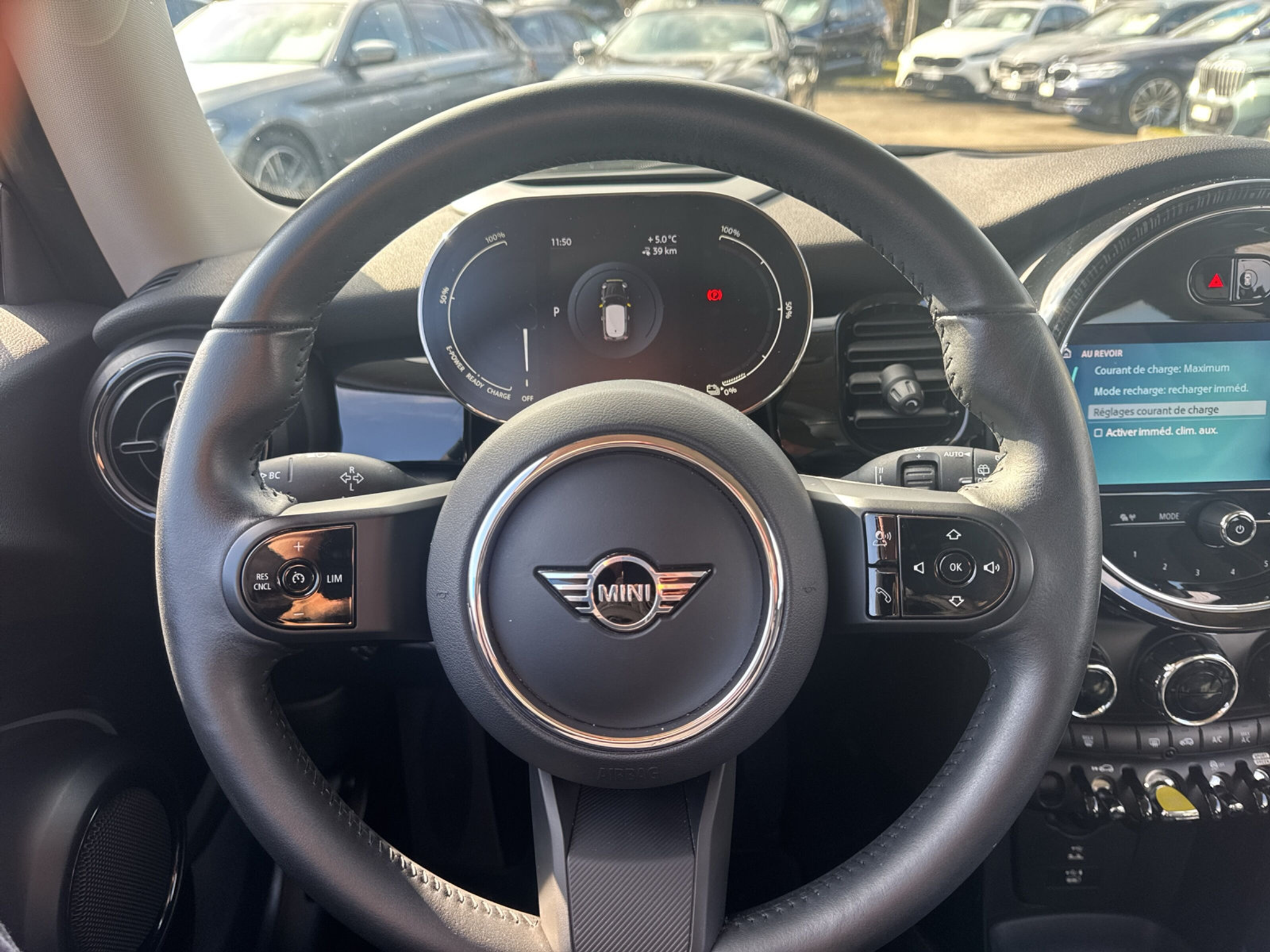 listing desktop thumbnail image 12