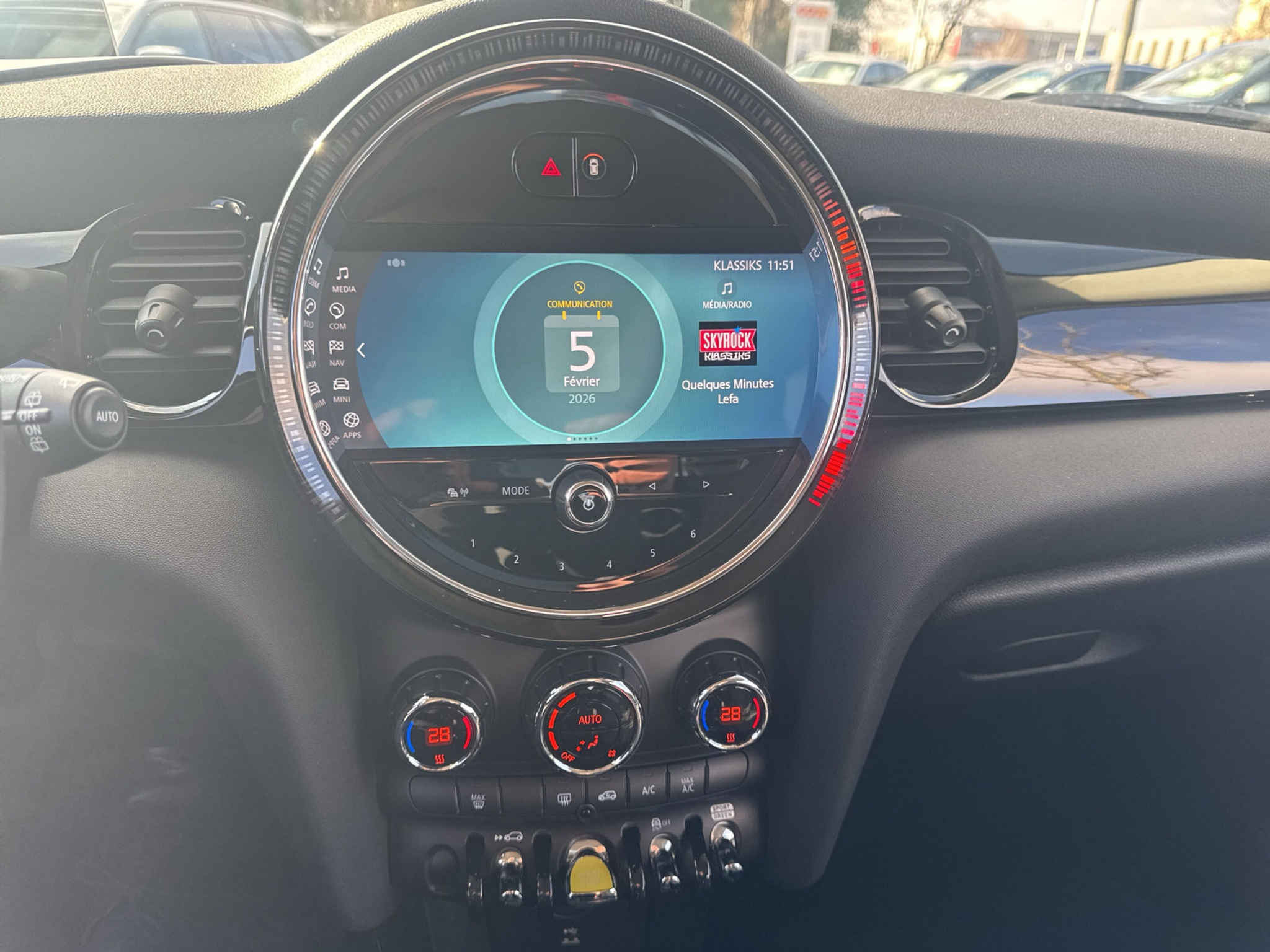 listing desktop thumbnail image 11