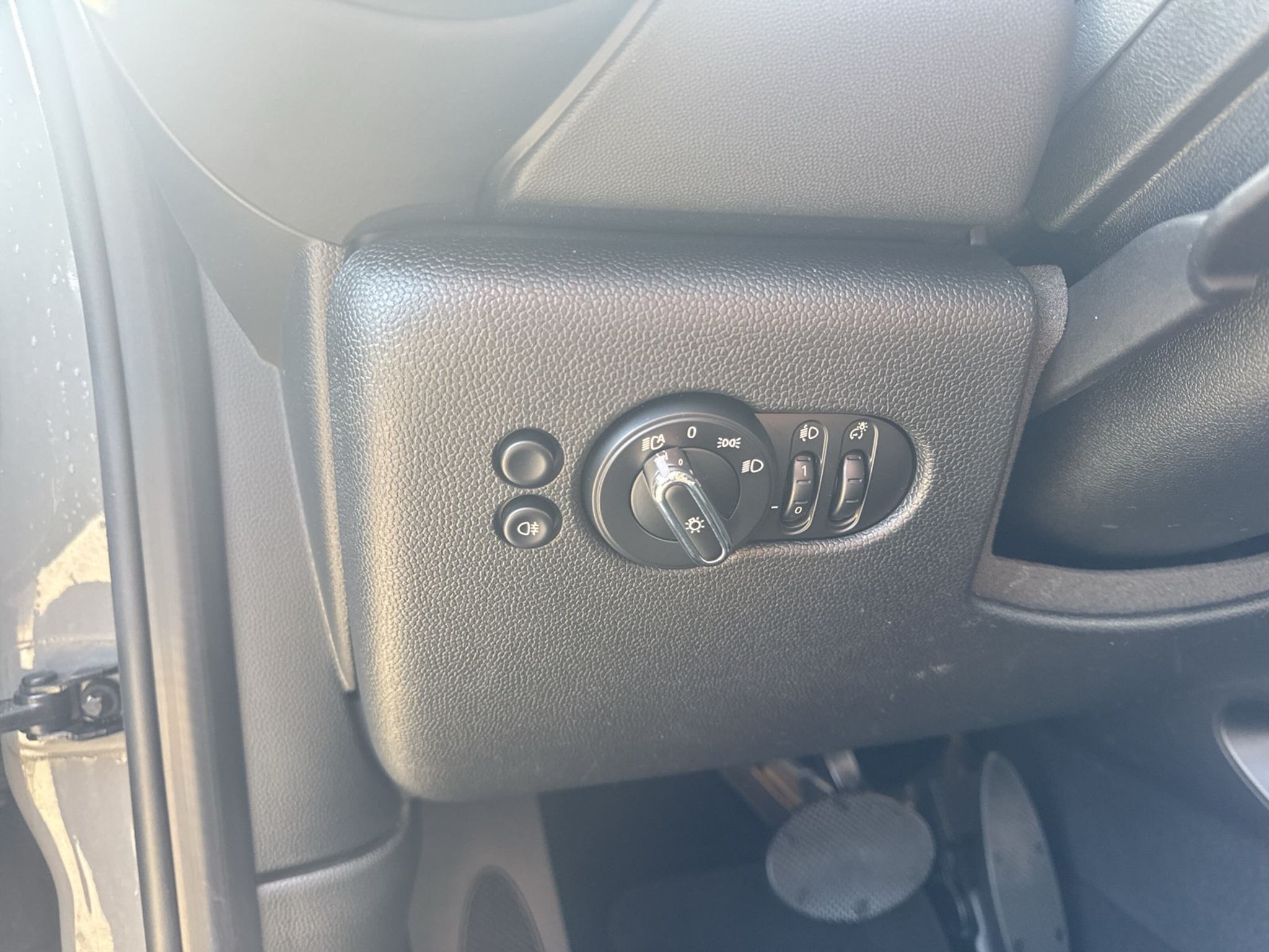 listing desktop thumbnail image 20