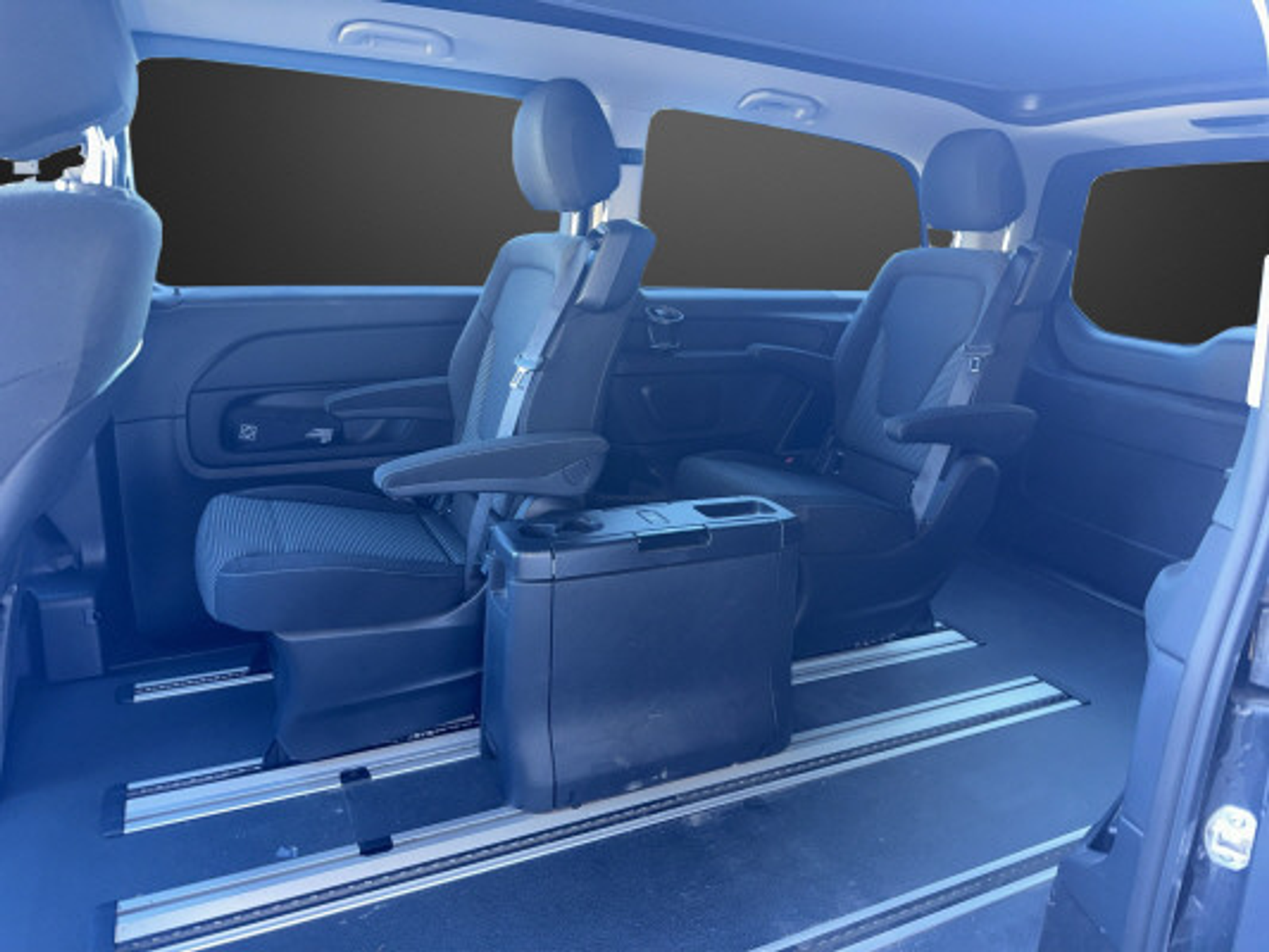 listing desktop thumbnail image 6