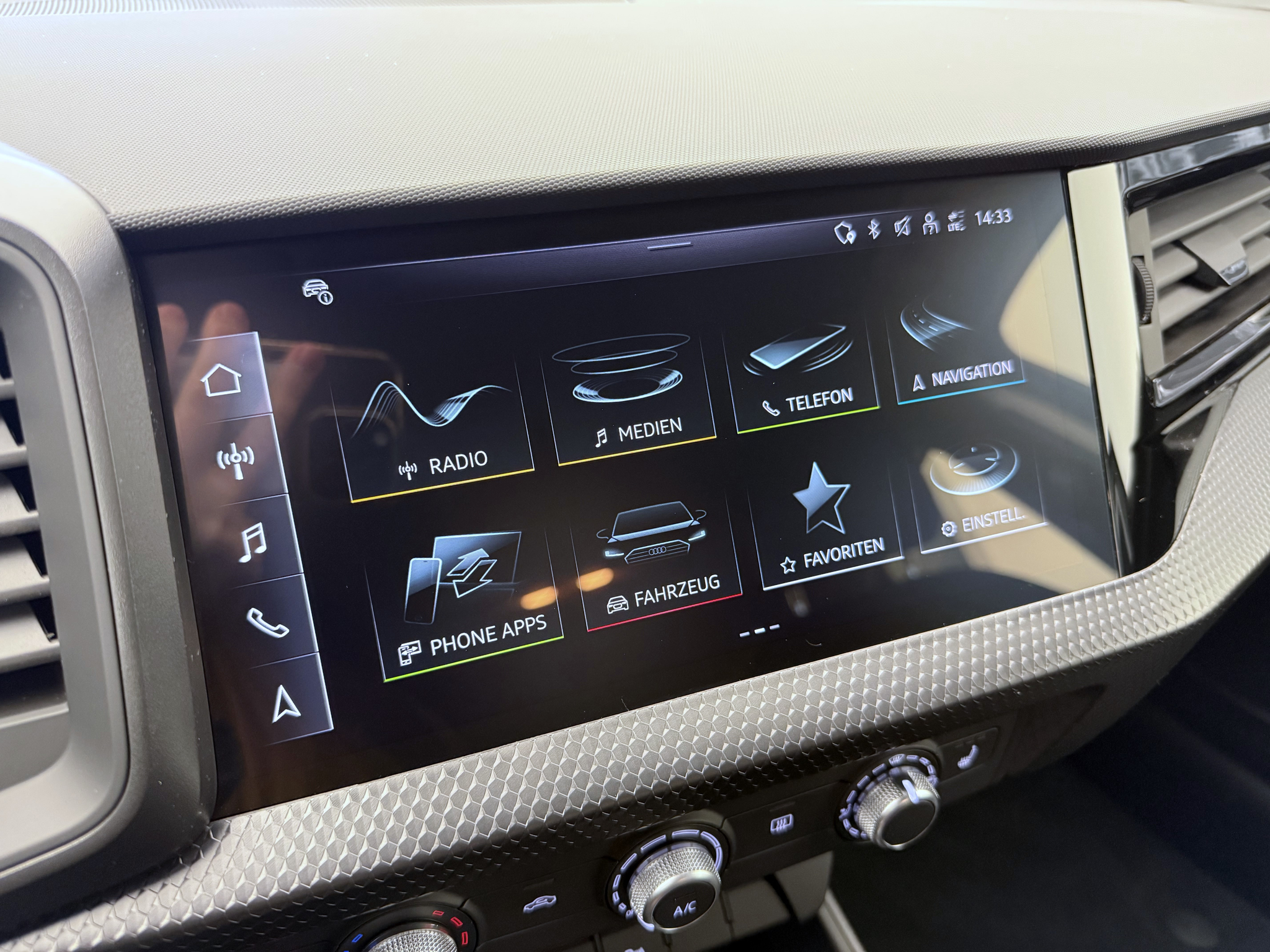 listing desktop thumbnail image 13