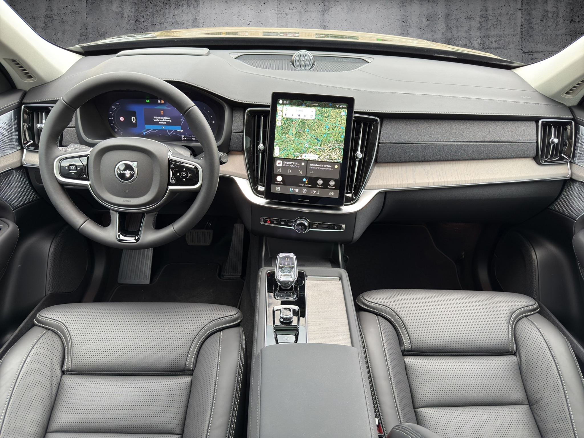 listing desktop thumbnail image 13