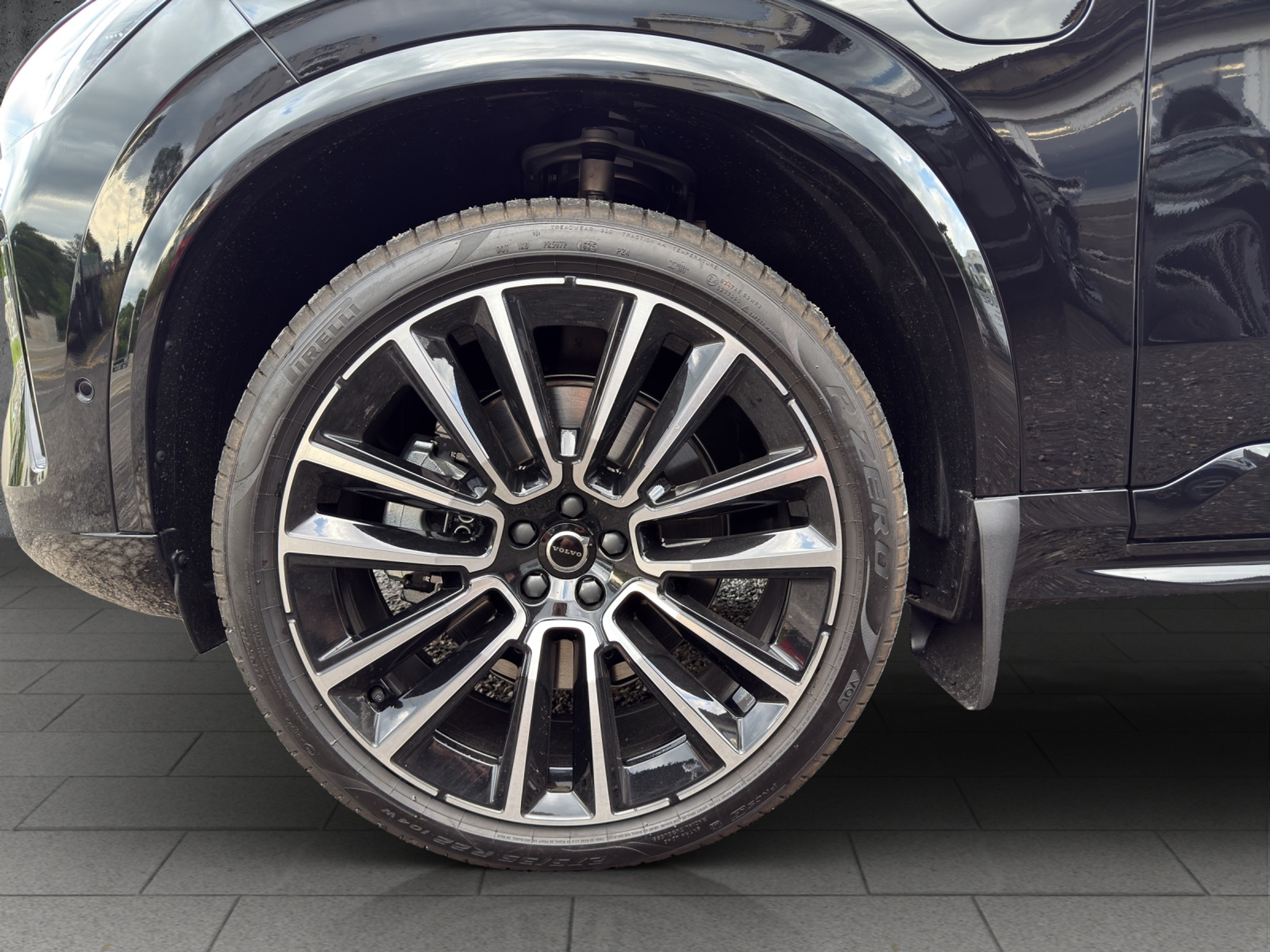 listing desktop thumbnail image 21