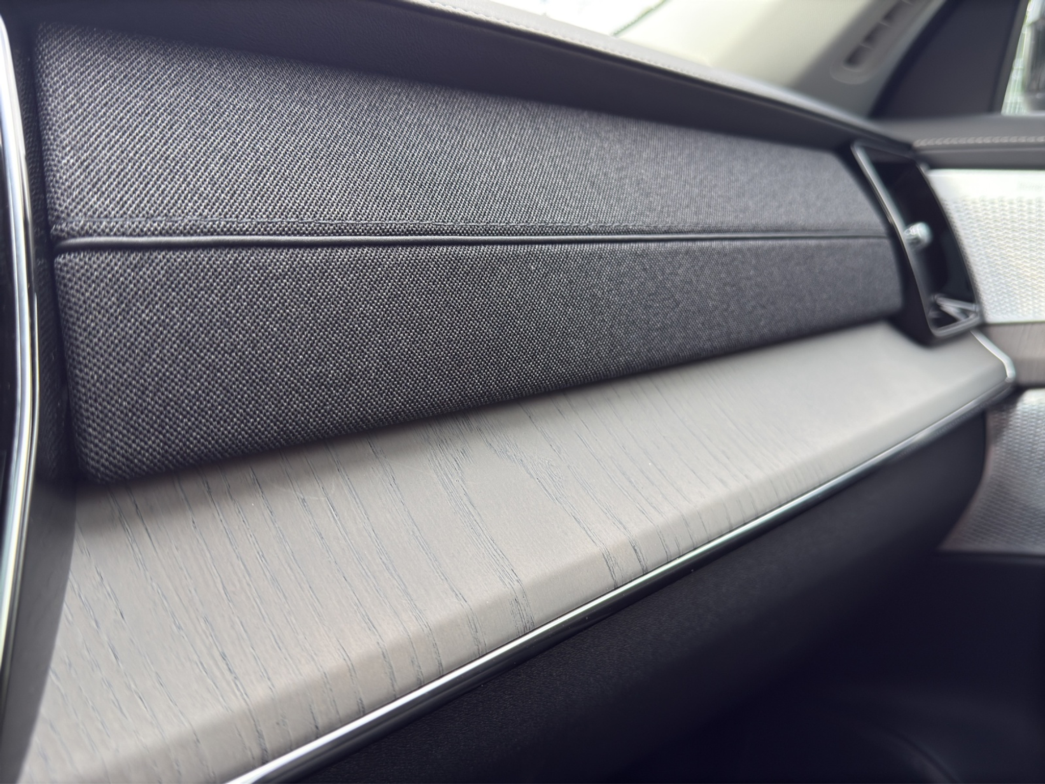 listing desktop thumbnail image 24