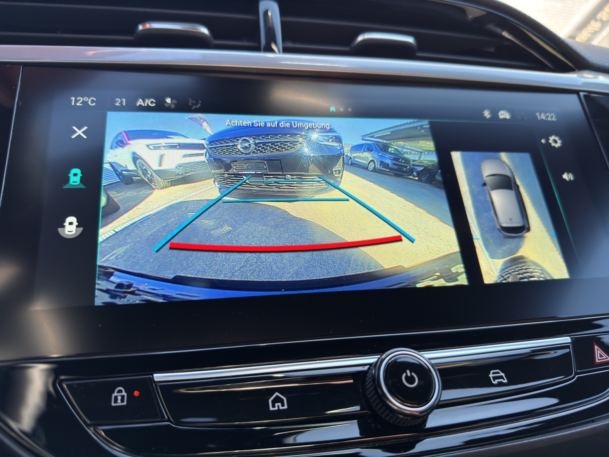 listing desktop thumbnail image 3